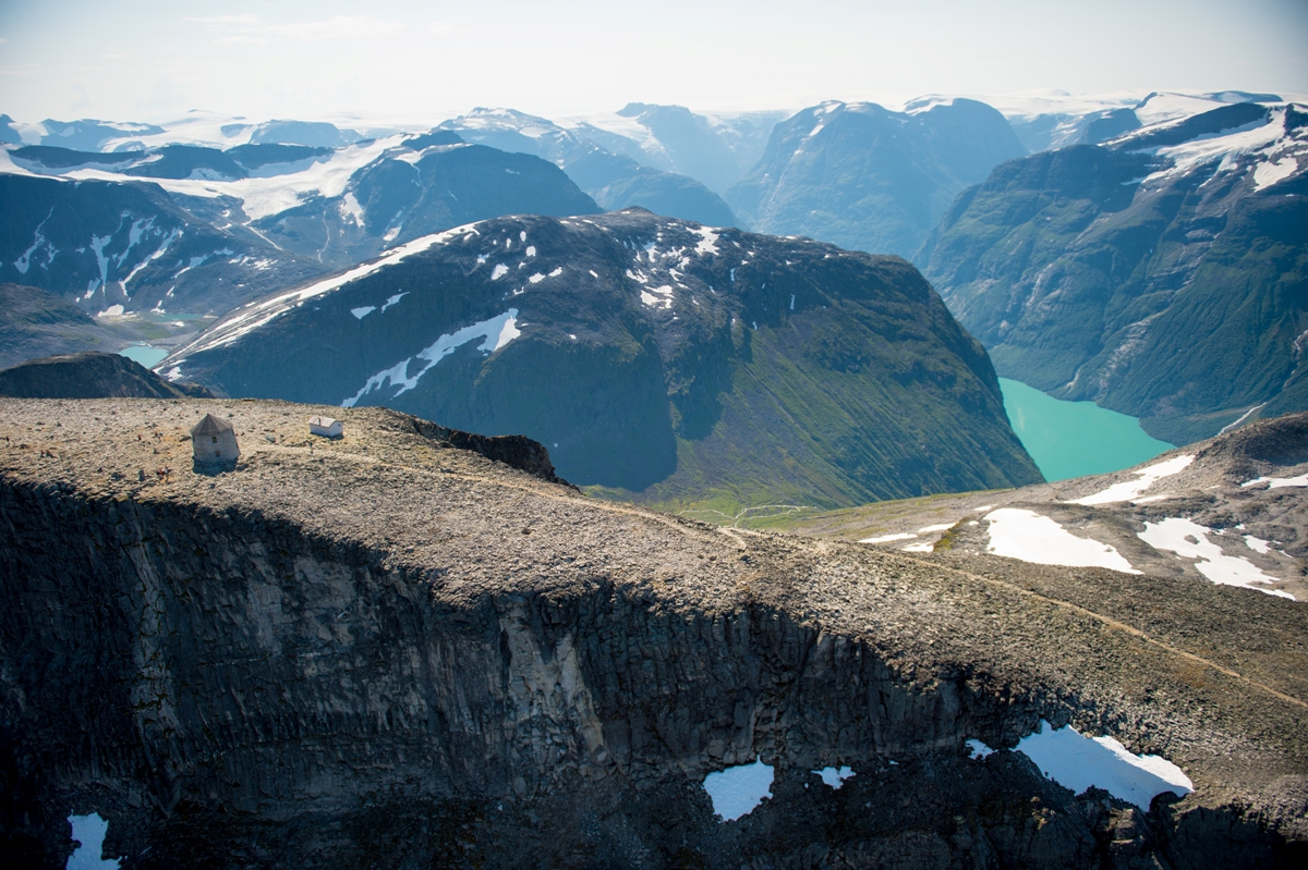 FJORDNORWAY-Nordfjord-SKAALA-29712_web.jpg