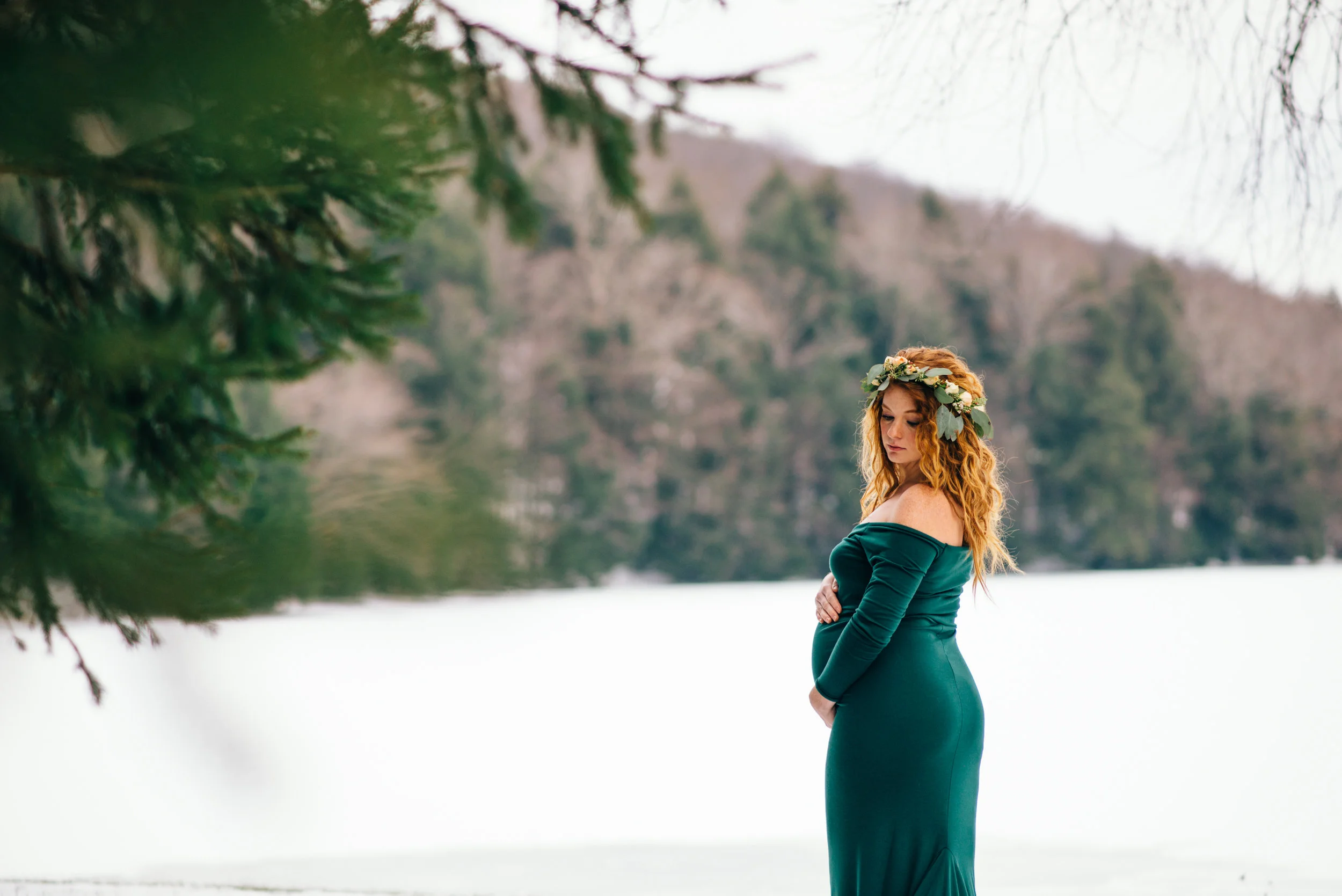 Winter Maternity Shoot-13.jpg