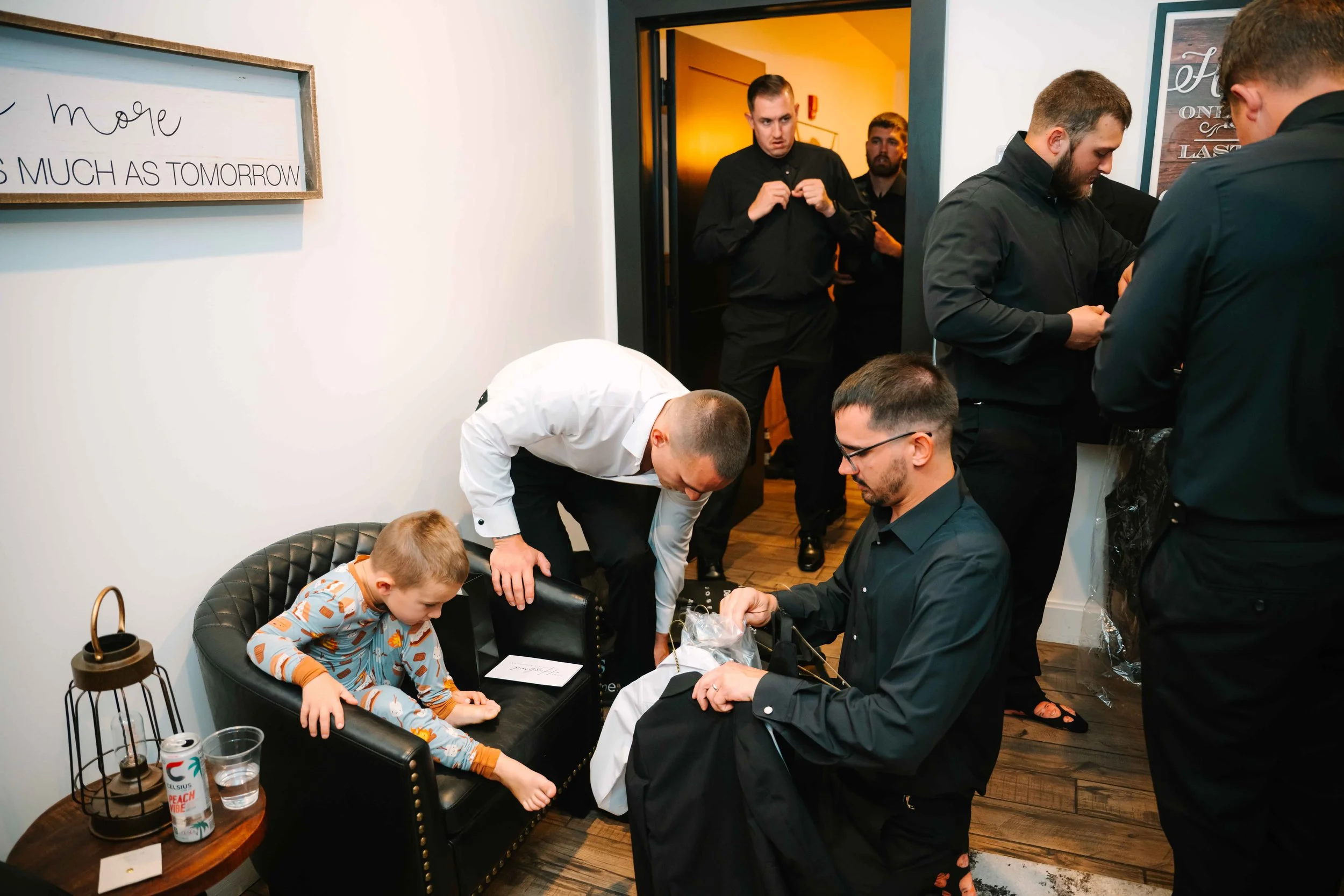 Choosing a wedding photography style