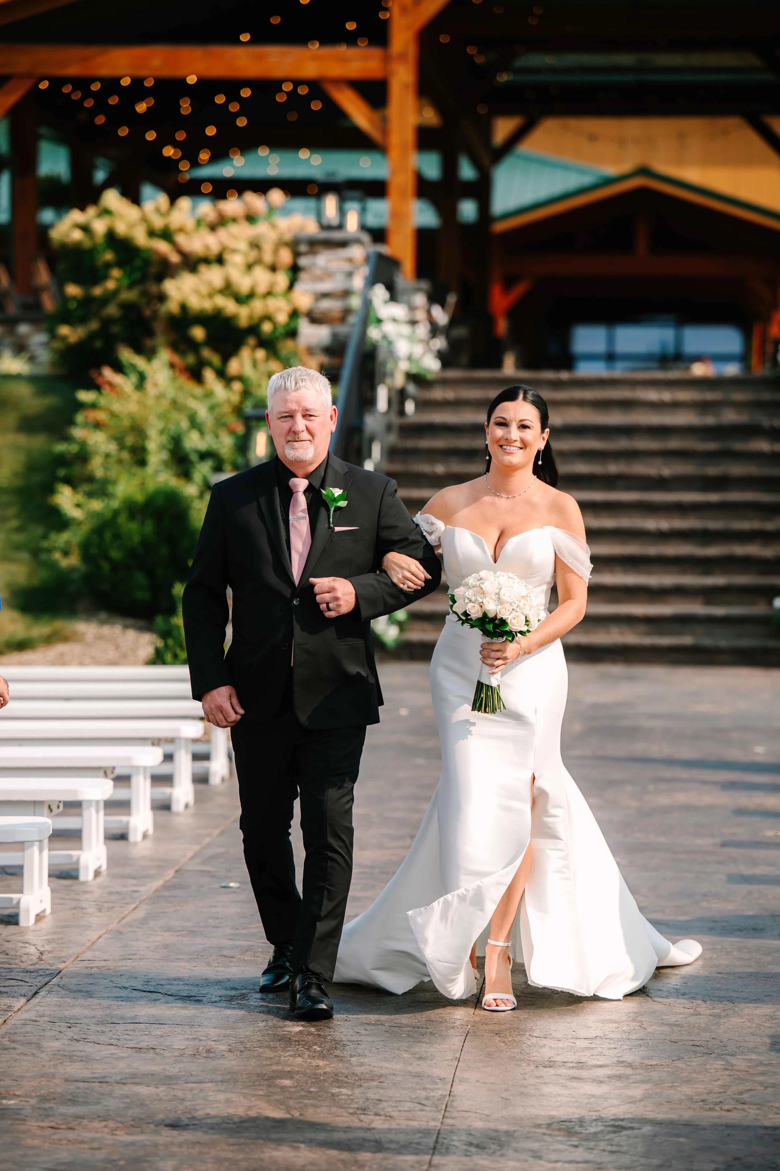 Choosing a wedding photography style