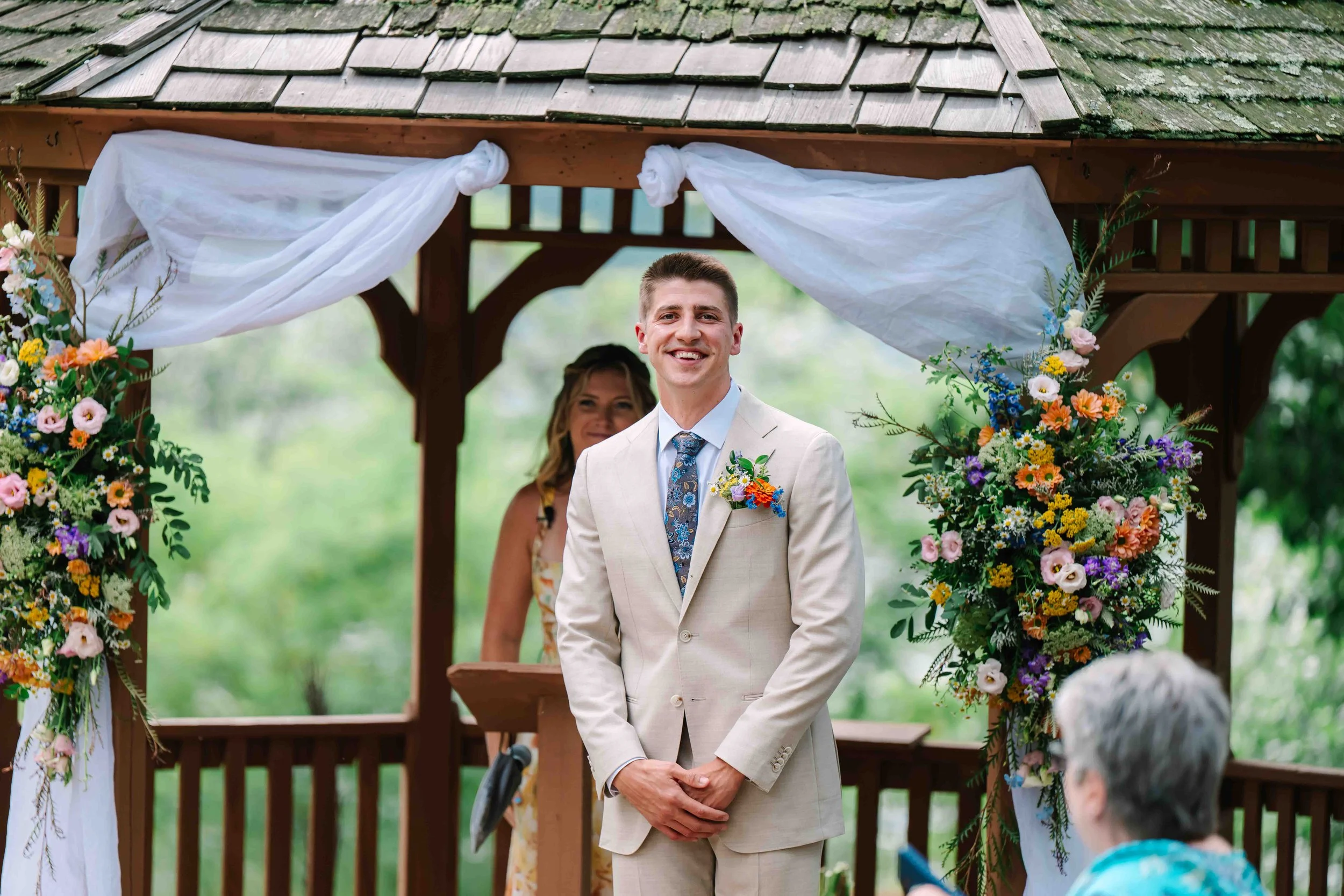 wedding photographer capturing first look