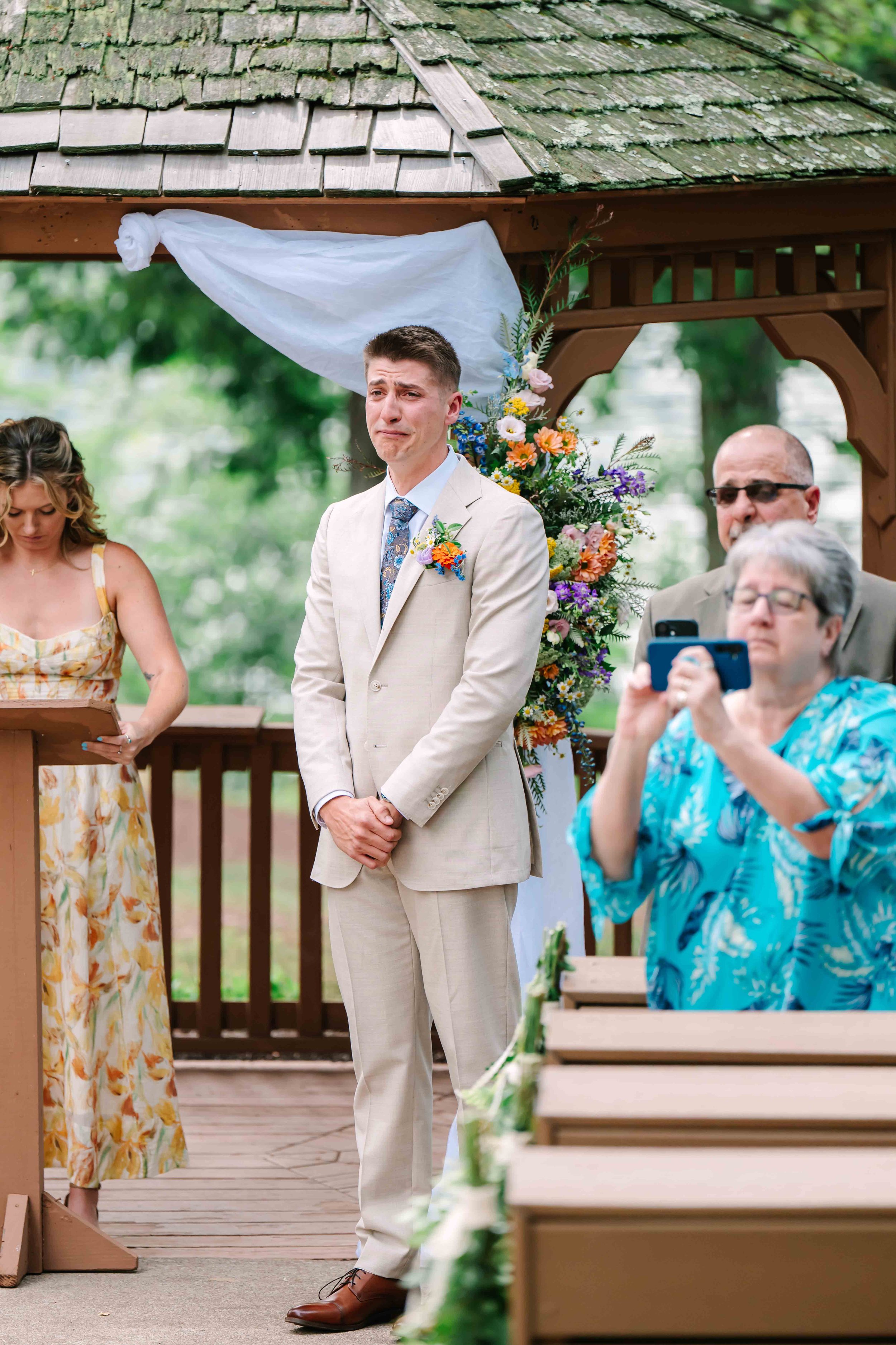 First look Raystown wedding