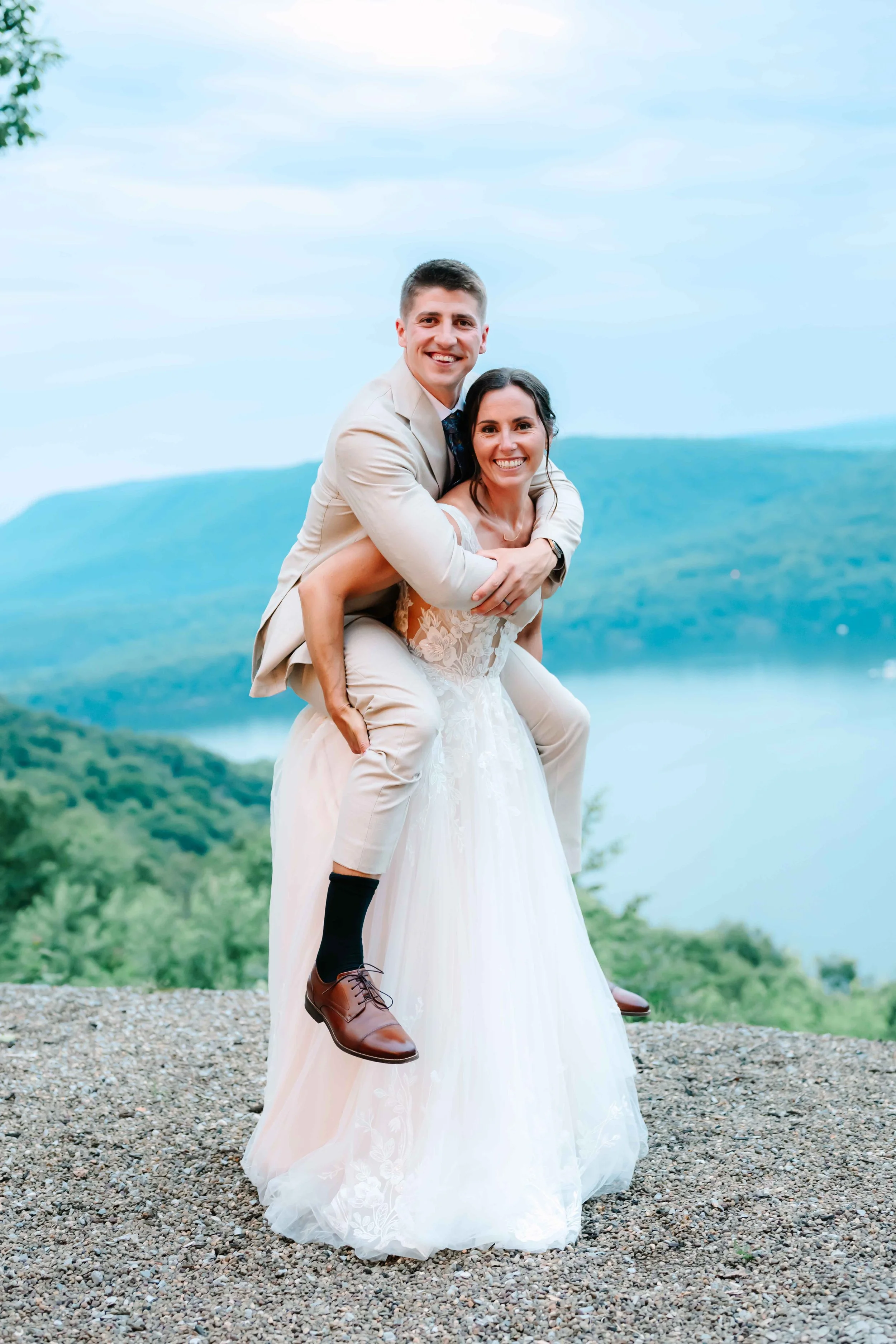 Fun wedding portraits at raystown