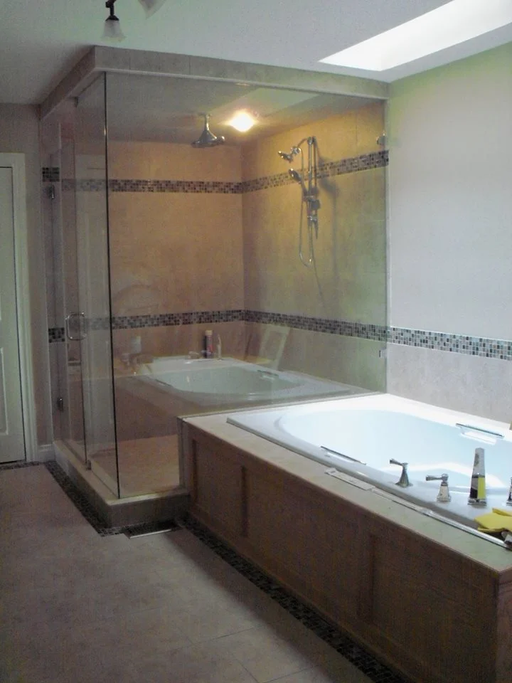 corner shower.jpg