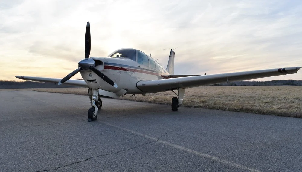 1971 Beechcraft Bonanza A36 - N9273Q