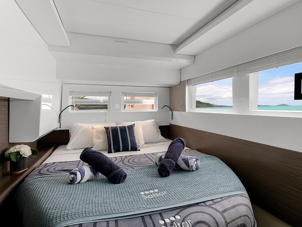 Port aft private cabin w shared ensuite