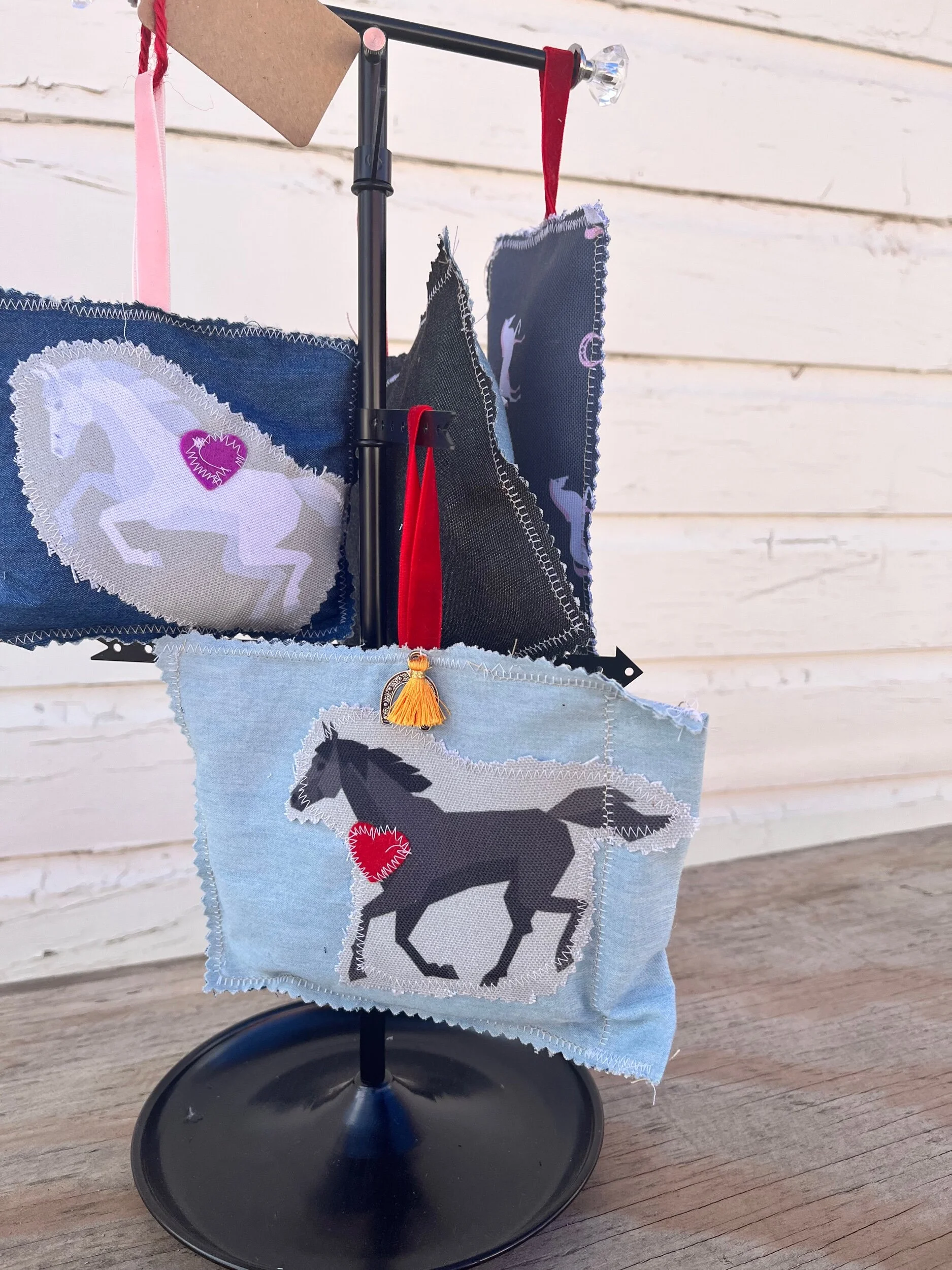 7319AB8E-2325-46C4-B065-C630157C2F3F