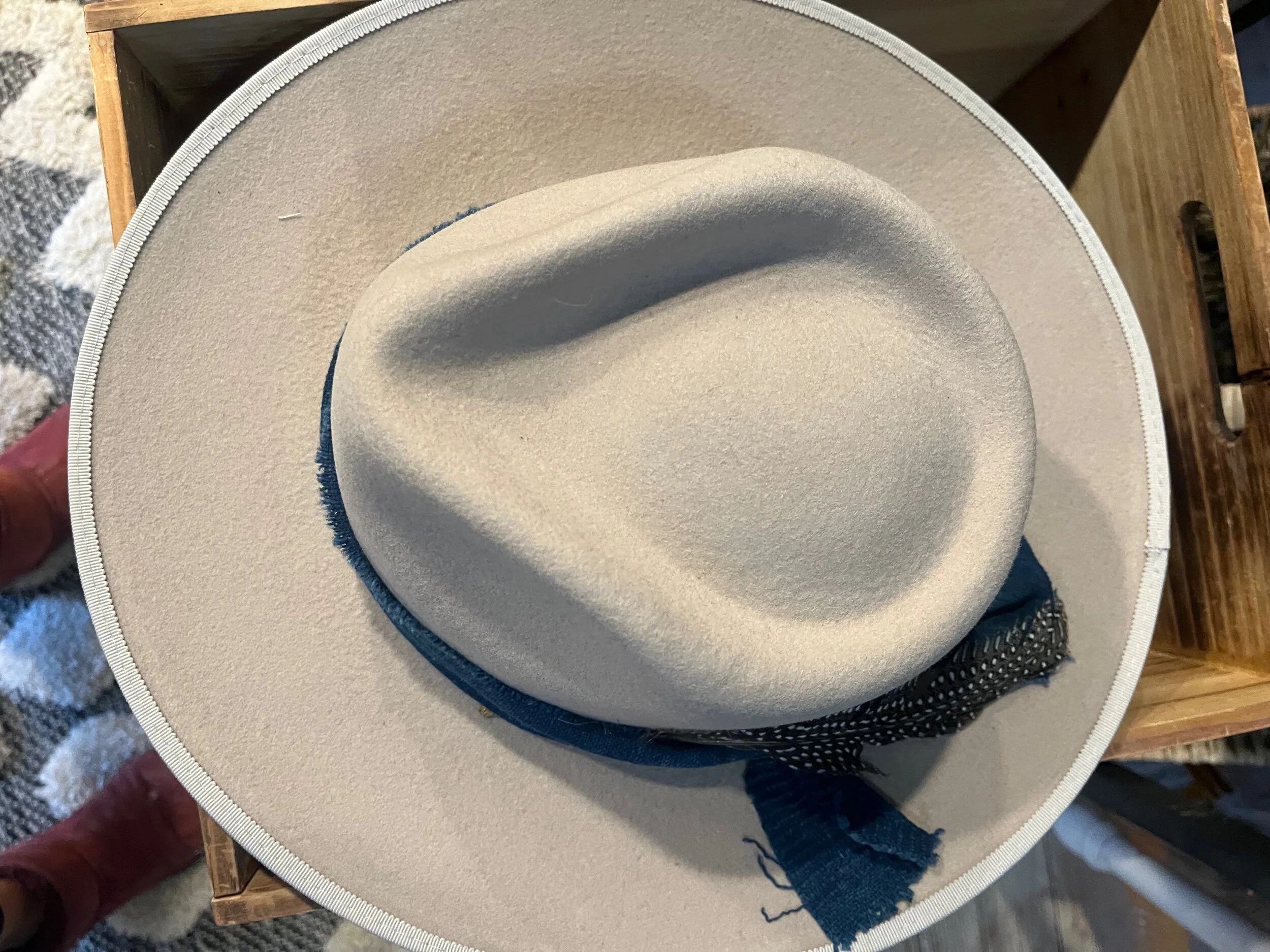 2CCEC70D-F4A6-4FDE-BF63-7E3E0B5CBA54