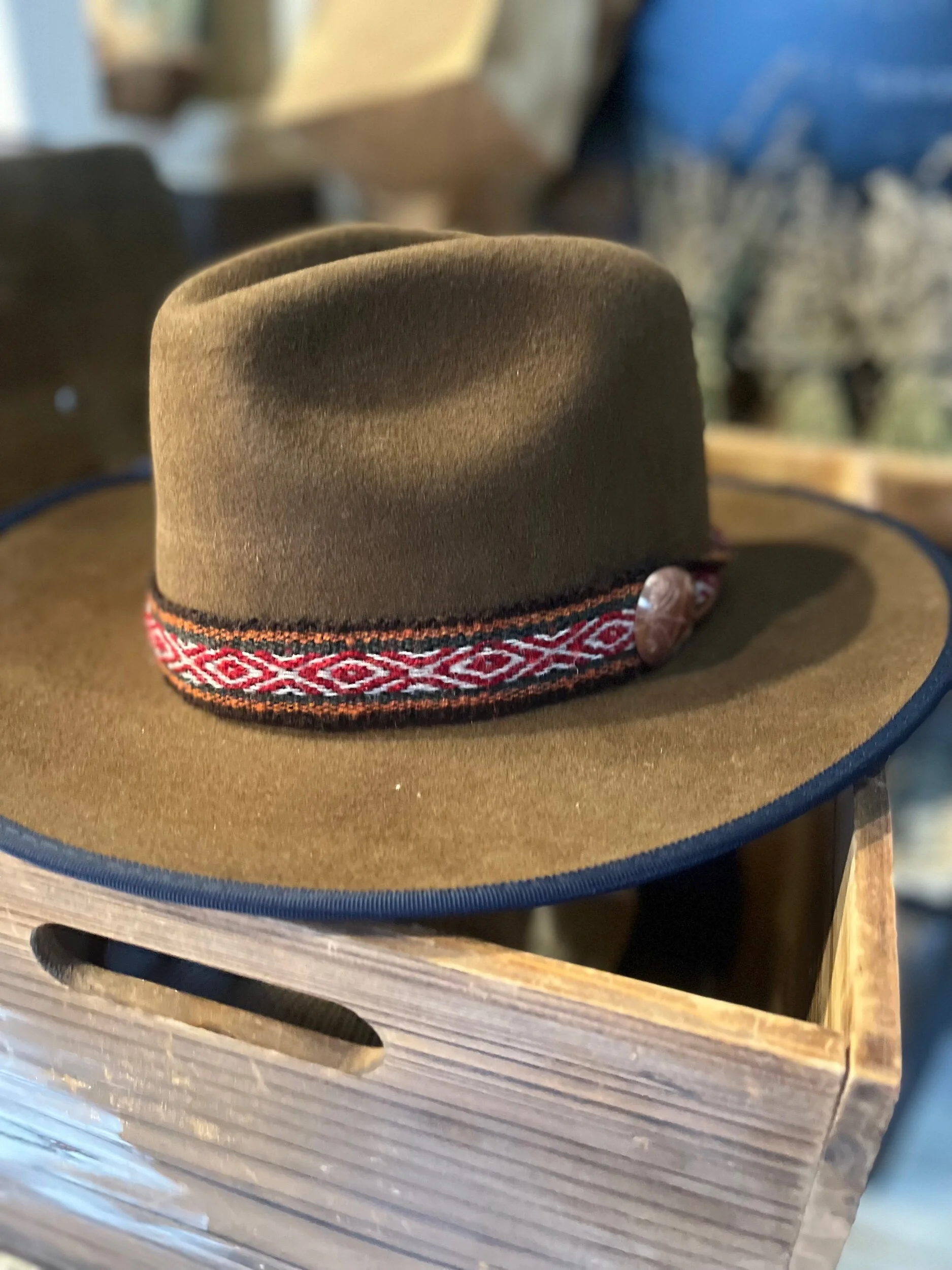 4D88922B-AD43-4729-B4DE-208D39DFDC88