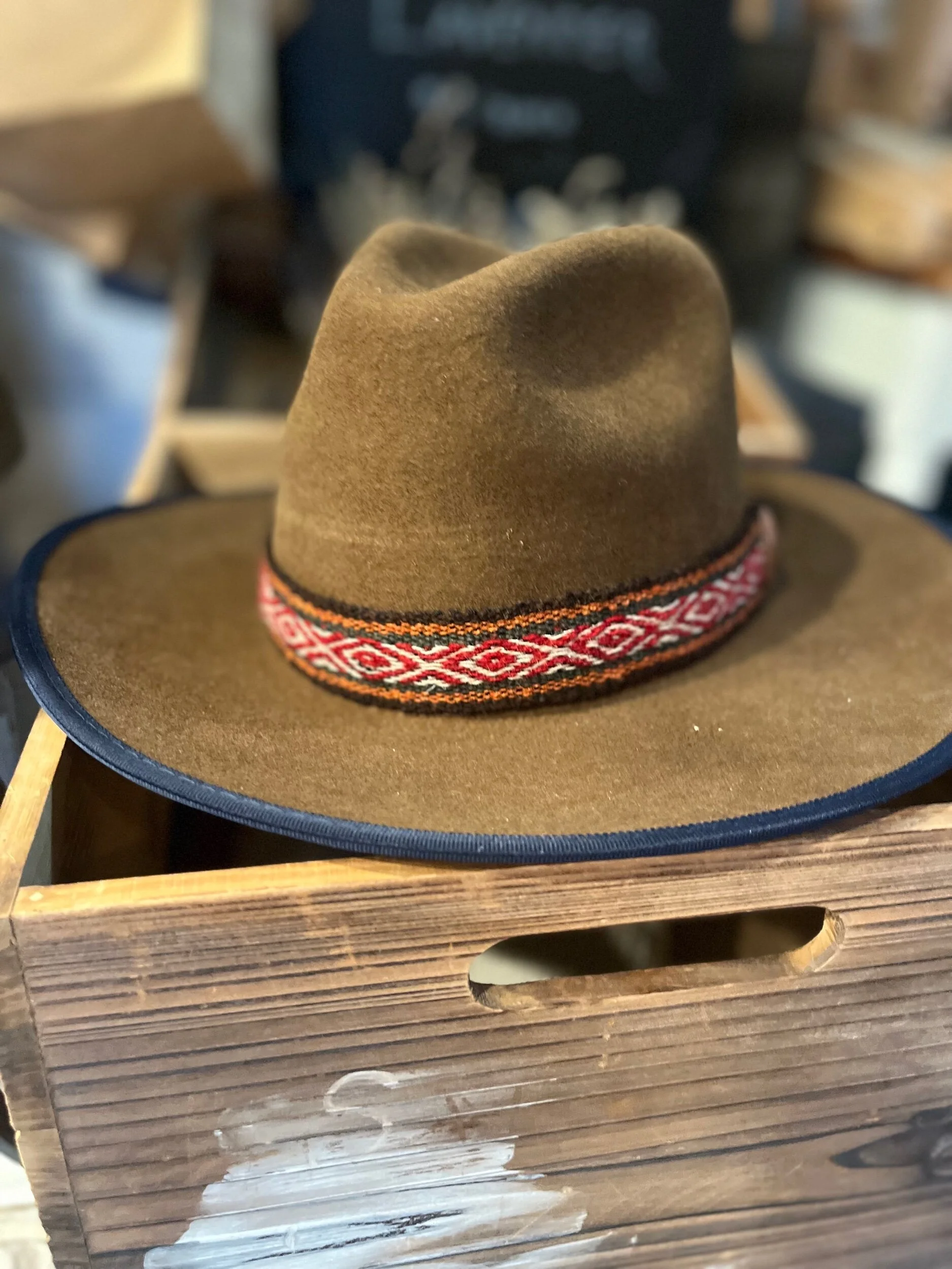 7084DF8D-6F24-4DDC-9BA1-5B60F777FF87