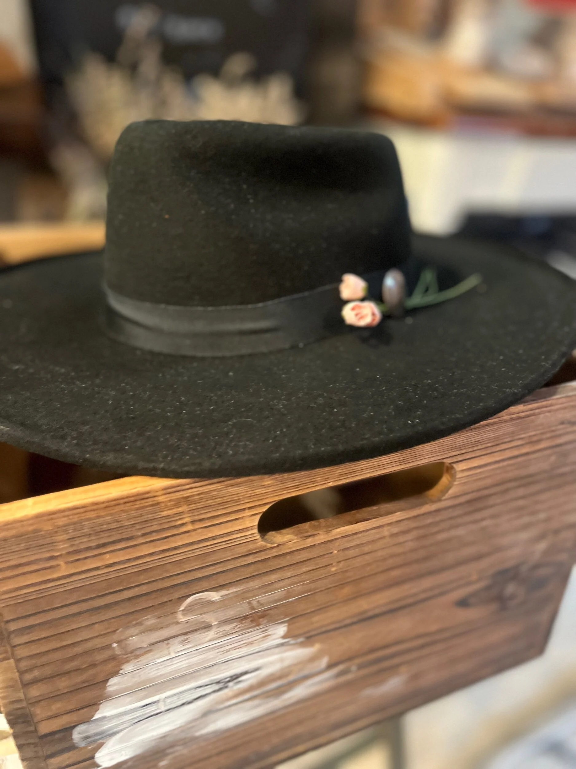 8243444B-7656-417E-B60C-58DAD723ABCC