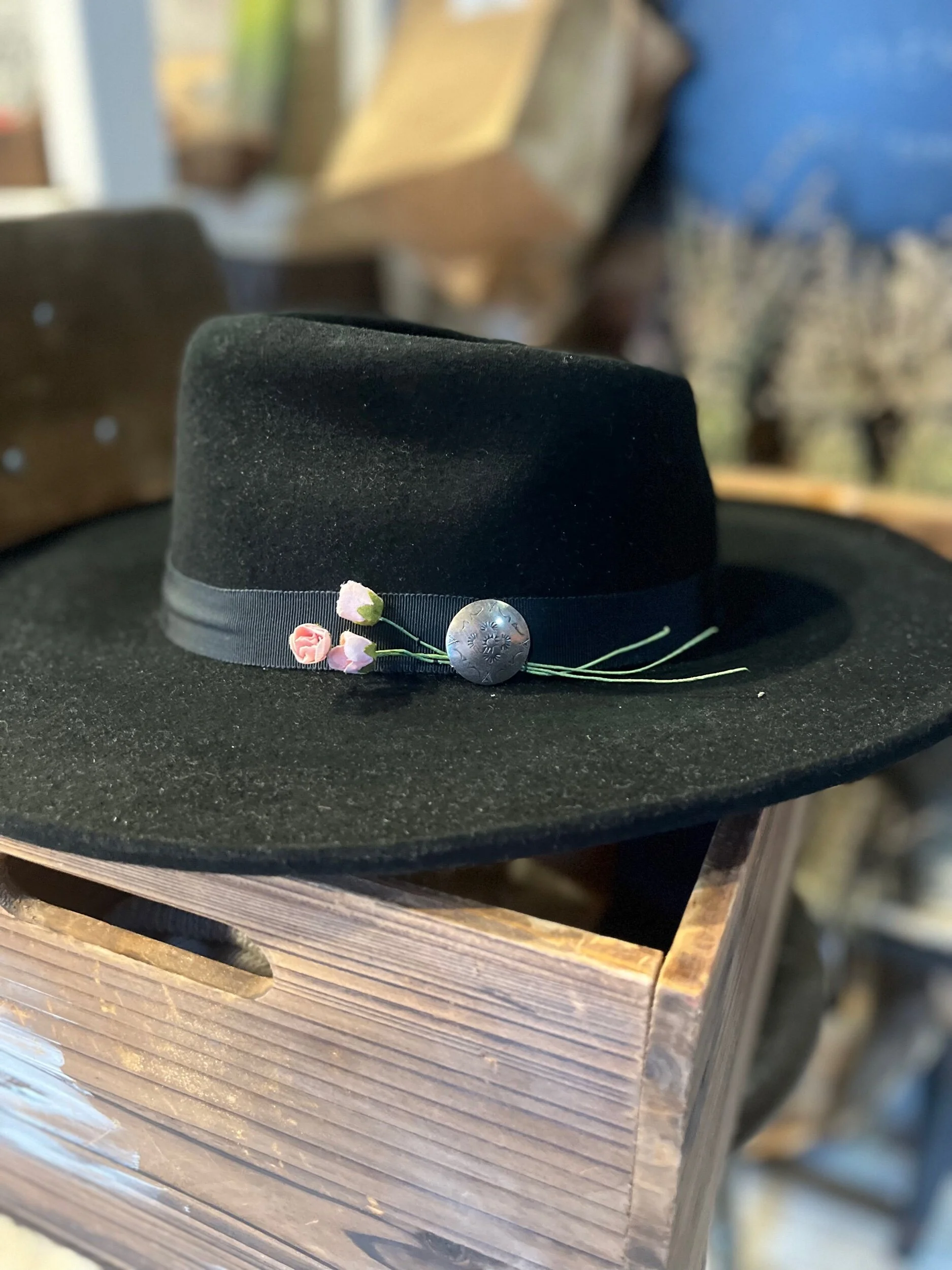 E44F0B96-B474-488F-BADD-7C7BDFA3DE30