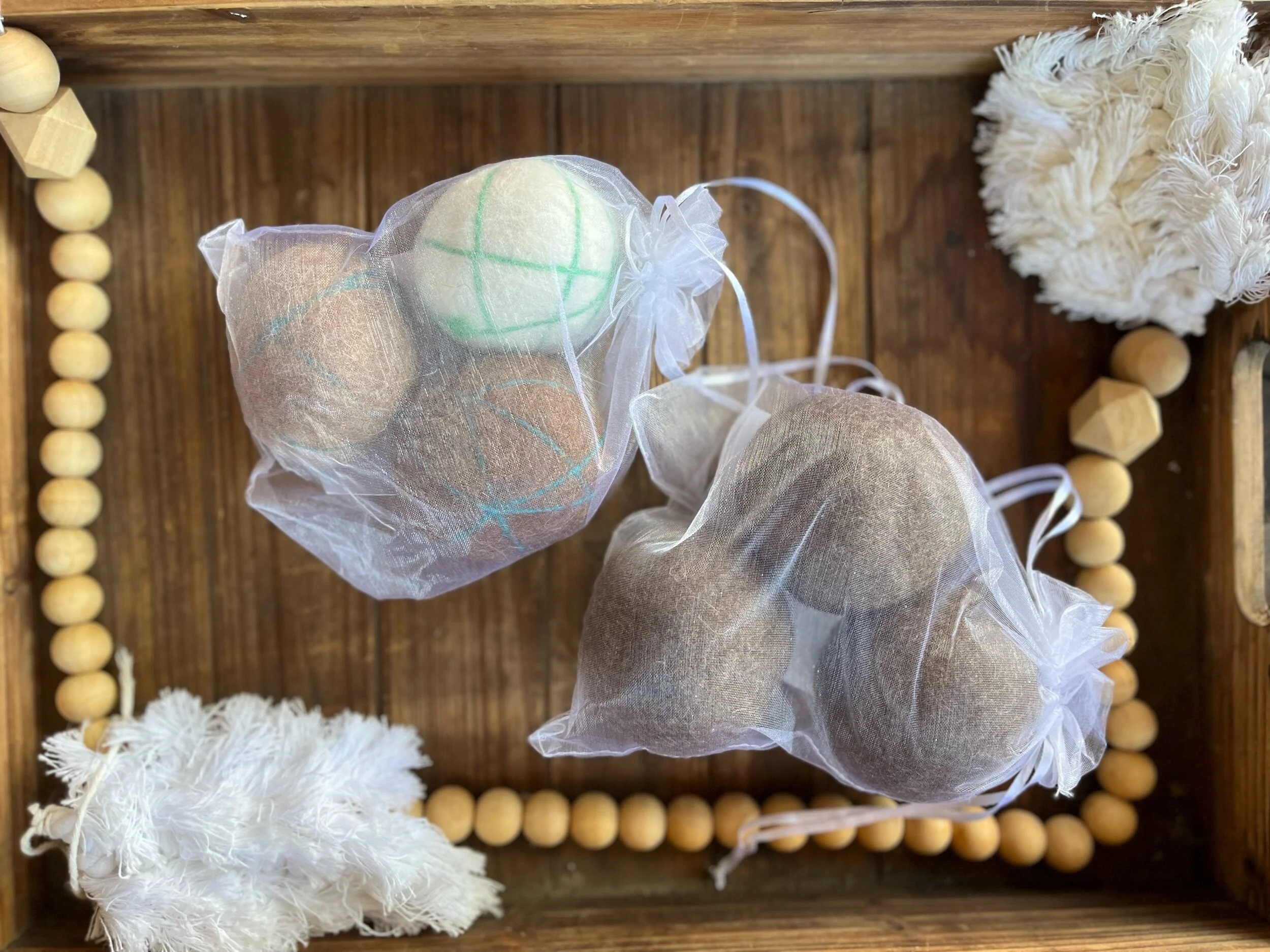 99049123-45A7-4554-B6AC-9BBDEFE174F2