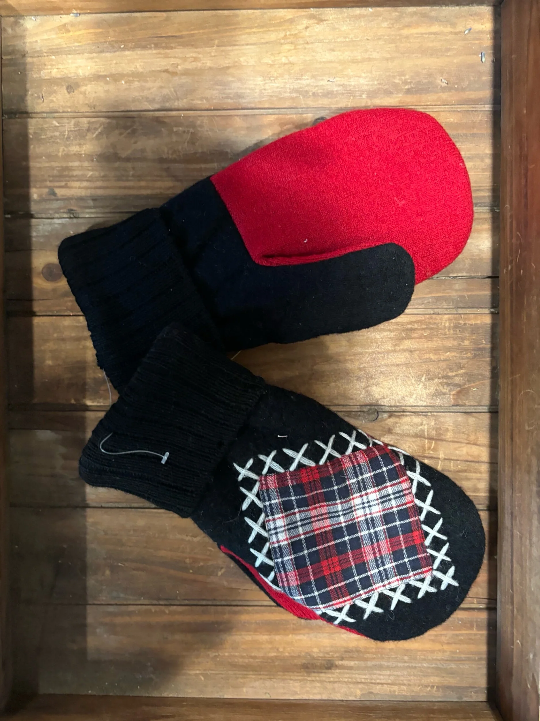 E9A896AA-81EE-4ADC-9B04-970B12066E34