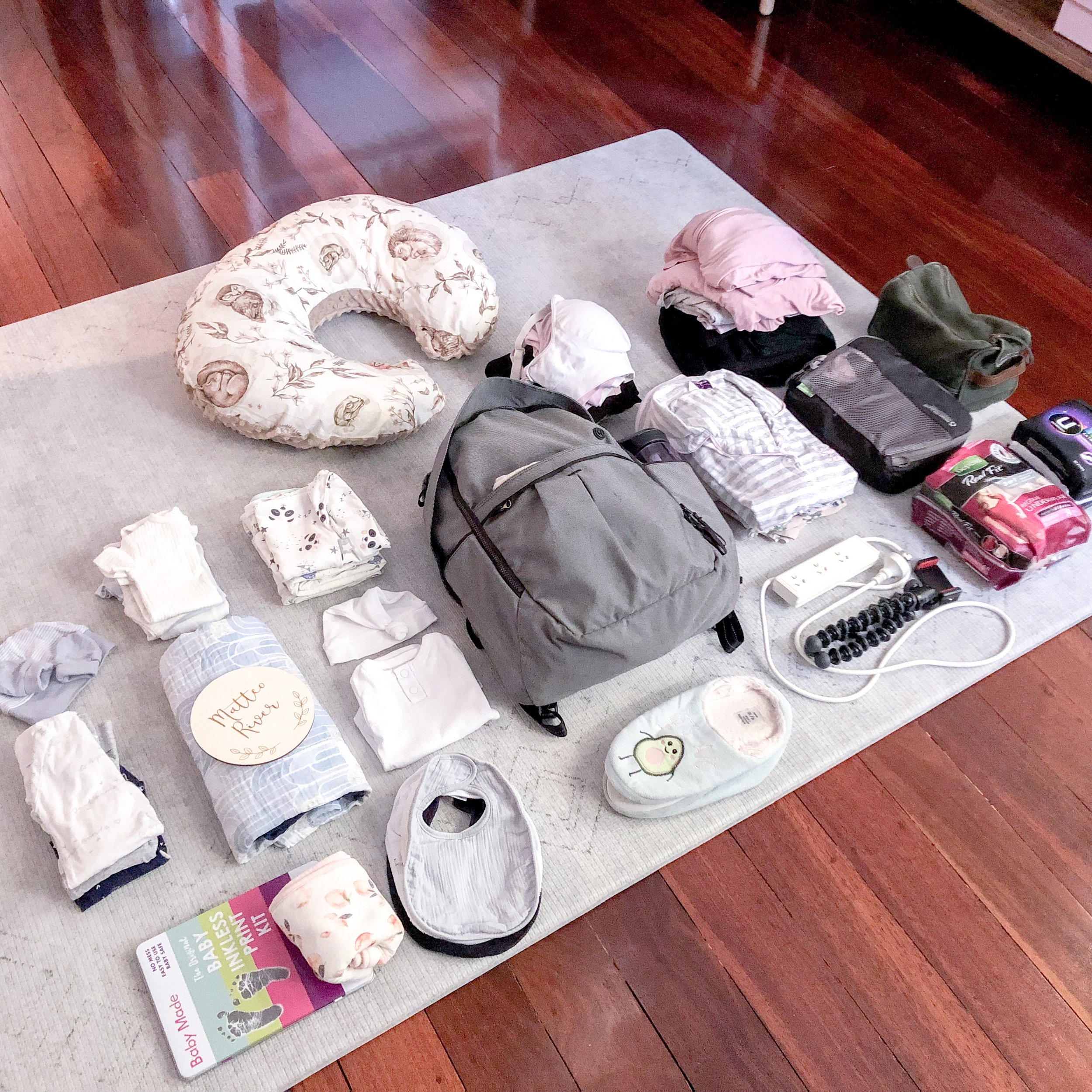 What to Pack in Your Hospital Bag: The Complete Checklist - DockATot  Australia and New Zealand