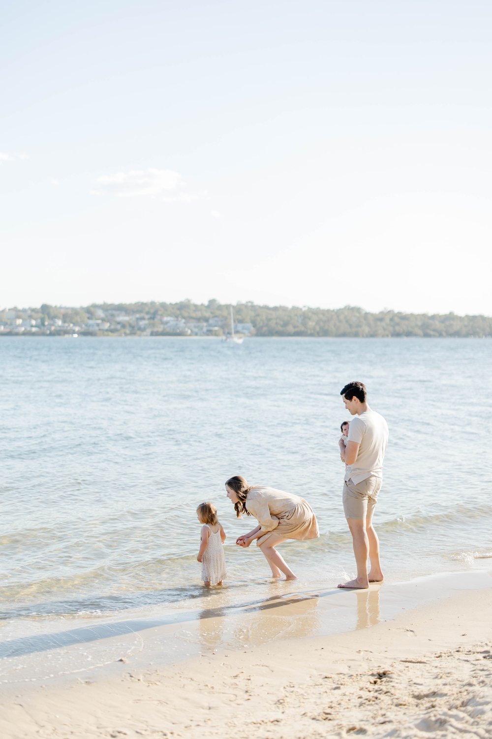 Perth_Family_Photographer_Lauren_Natalia_By_the_river_049.jpg