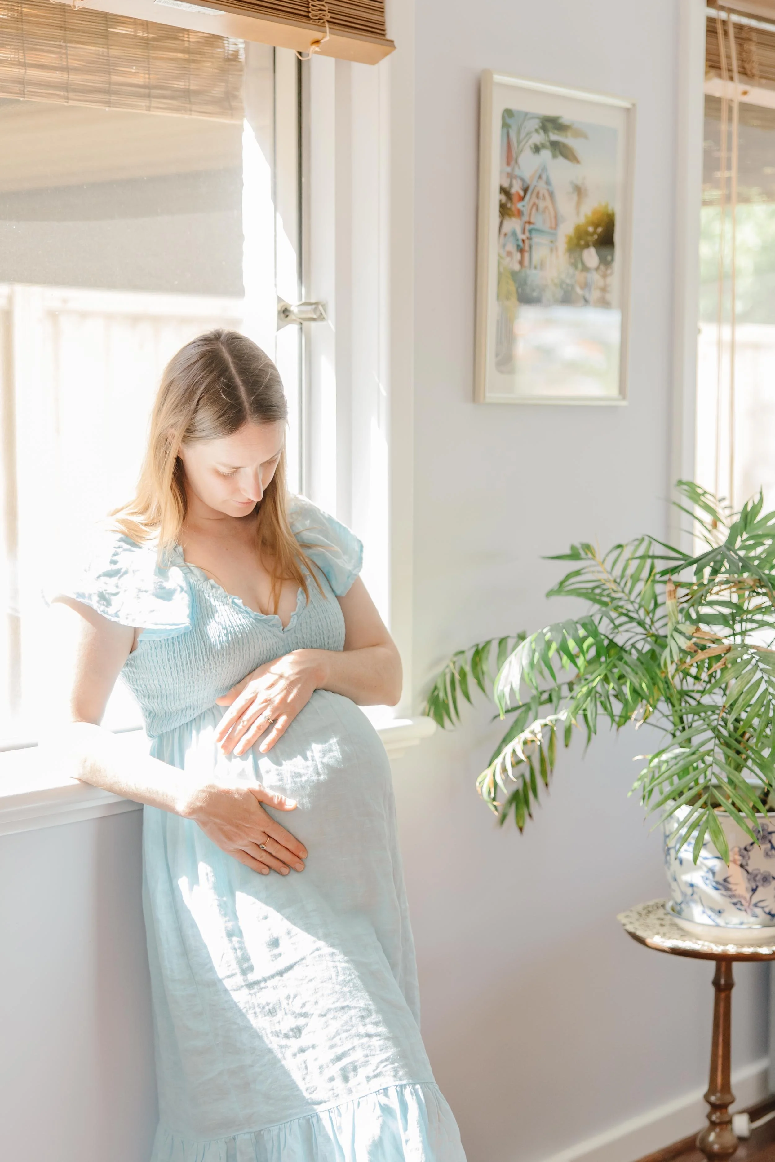 An intimate solo maternity session at home | Lauren Natalia Photography