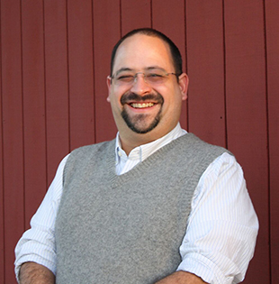 Augusto Pinaud, Events Committee Volunteer