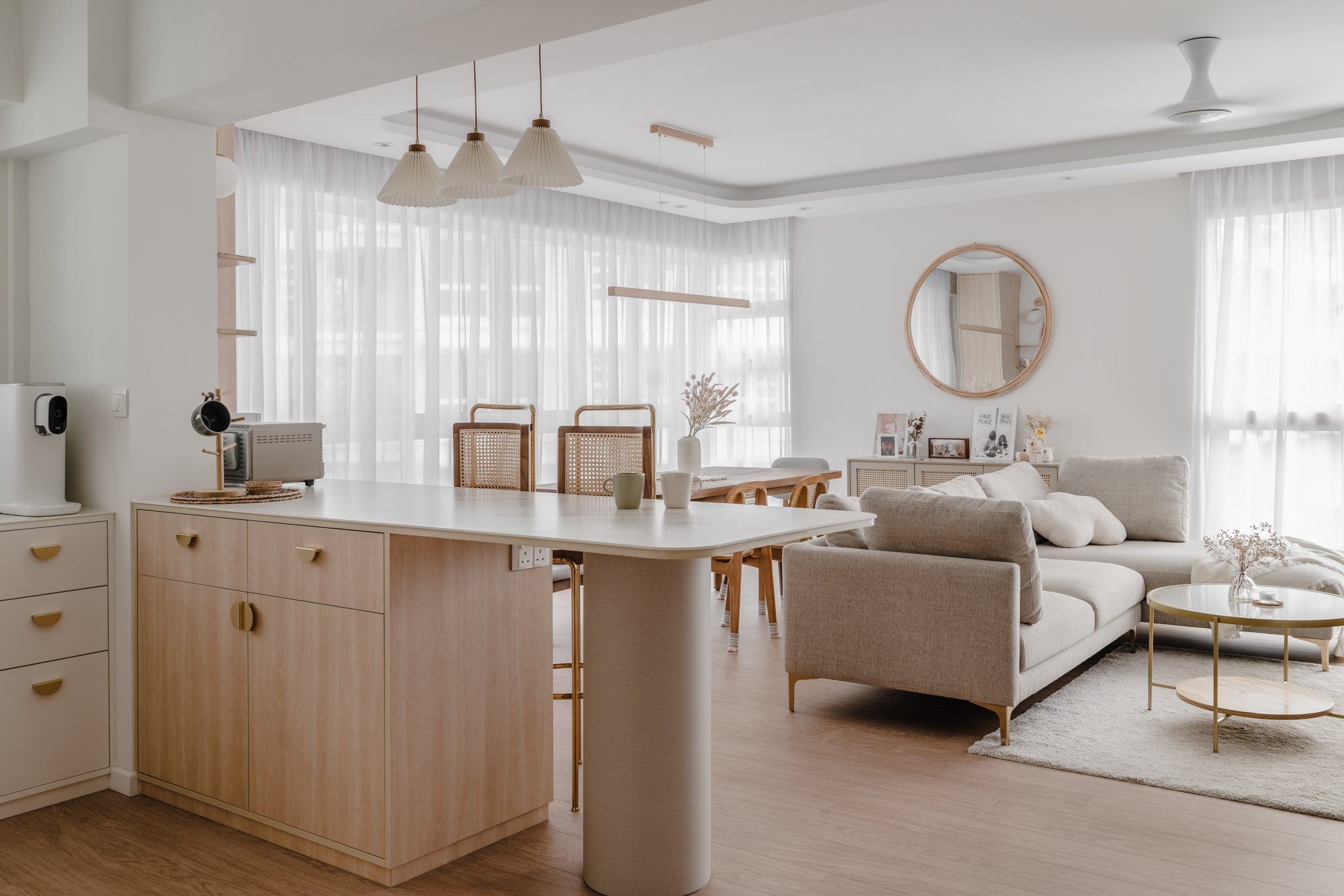 PASTEL FARMHOUSE WITH COSY WOOD TONES — BuildBuilt