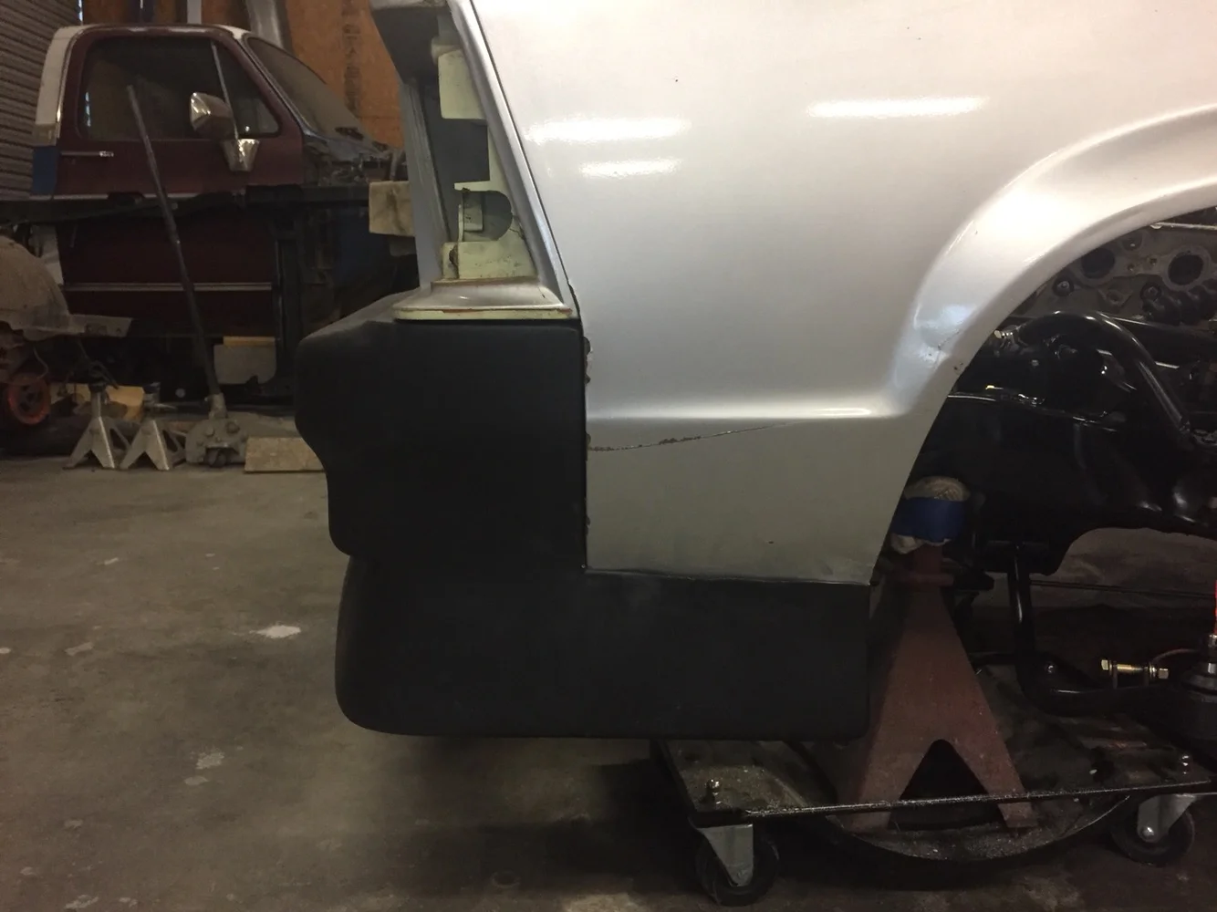 Fiberglass bumpers on this G-body Sidepiece