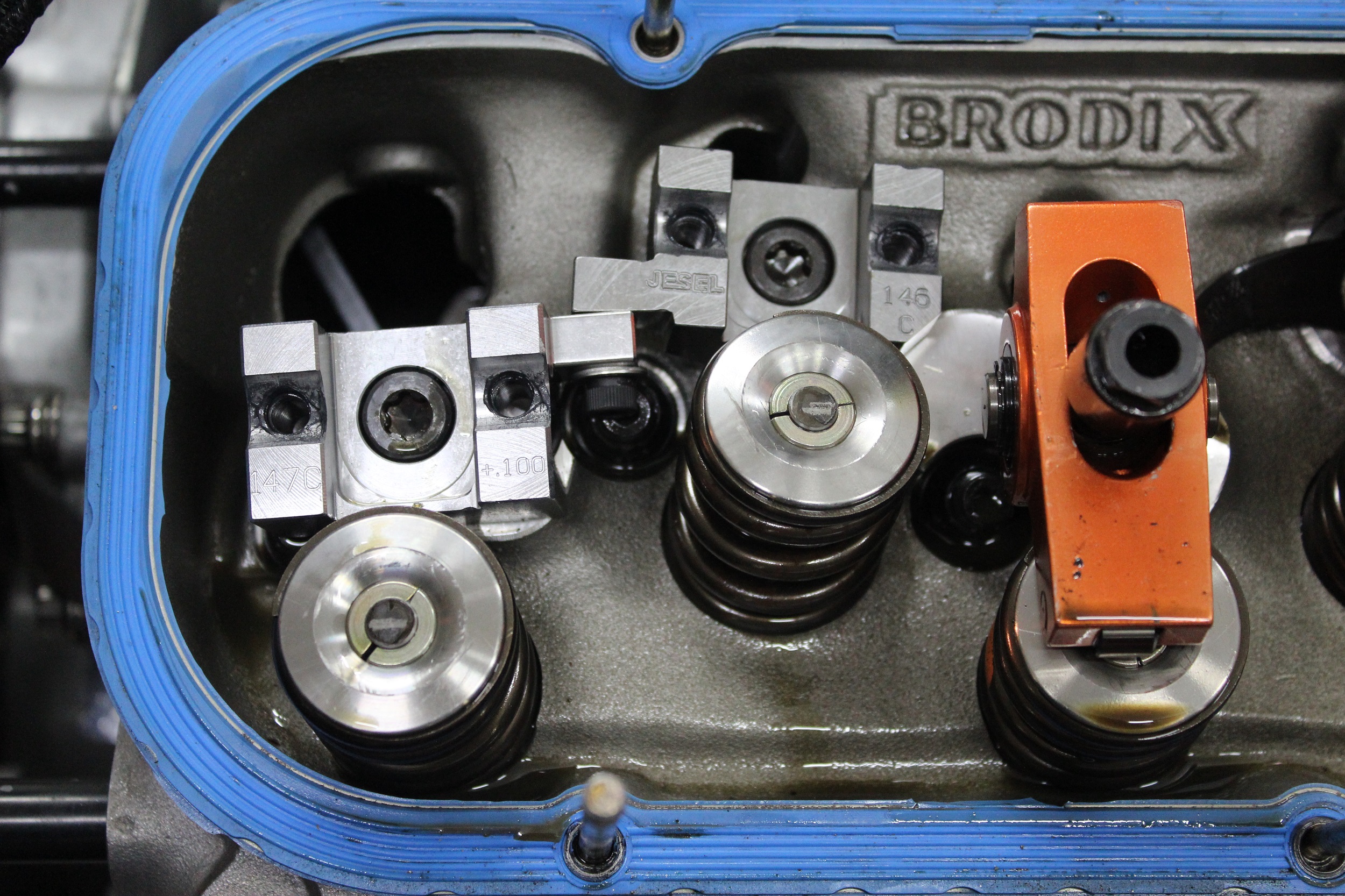 Jesel Pro Aluminum Shaft Rocker BBC Install — Multi Motorsports