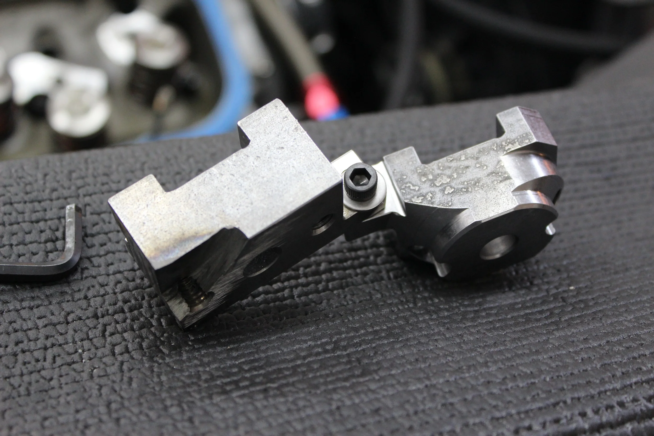 Jesel Pro Aluminum Shaft Rocker BBC Install — Multi Motorsports