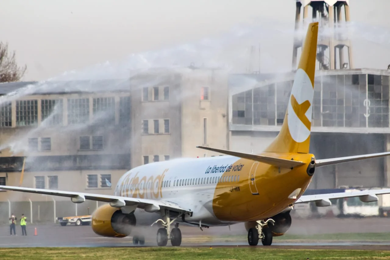 LV-HKN Flybondi (3).jpg