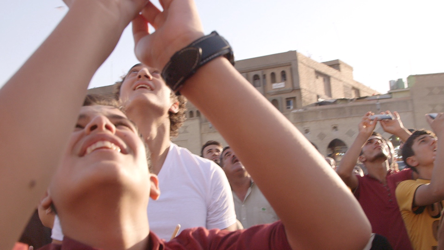 A drone + a thousand friends + Erbil.
