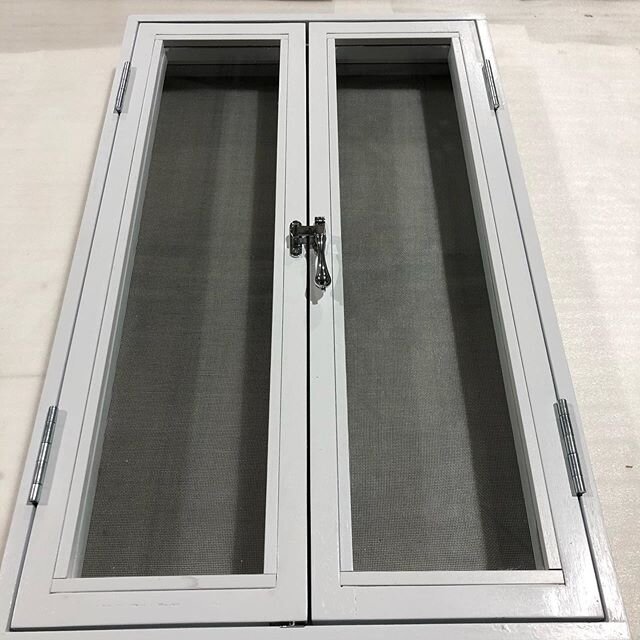 This week we finished and delivered this hardwood timber casement window and the clients were blown away with it as it’s exactly as they envisioned it 👍🏻 Another happy client.
#casementwindows #timberwindows #joinery #hardwood #woodworking #w