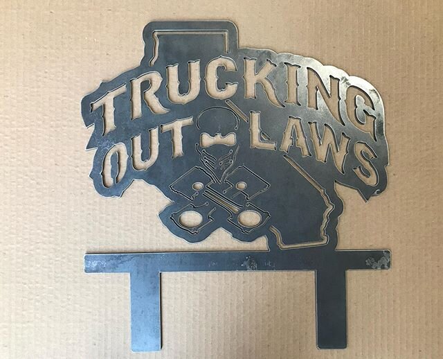 Trucking Outlaws club plaque
Message us to purchase 
#wickedkreations #truckingoutlaws #clubplaque #truckclub #carclub #707 #bayarea #truckclubplaque #carclubplaque