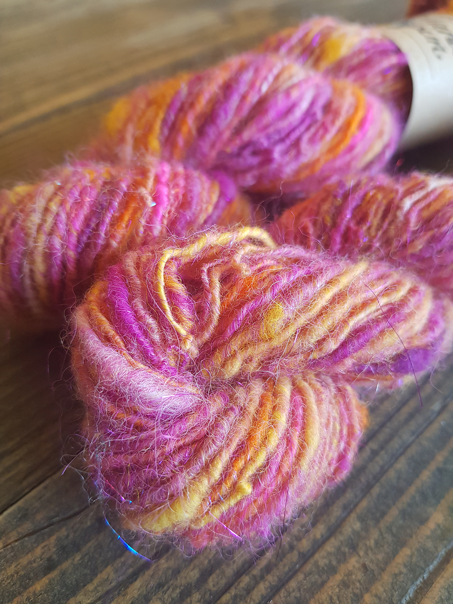 pinkywinky_closeupskein.jpg