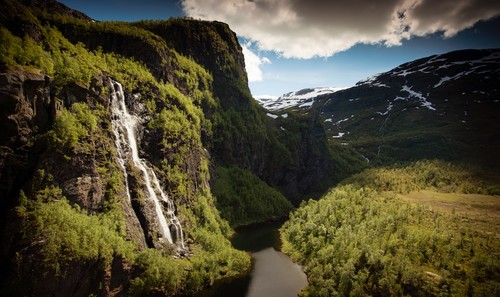 Aurlandsdalen fn698chm_500WEB © Sverre Hjørnevik www.fjordnorway.com.jpg