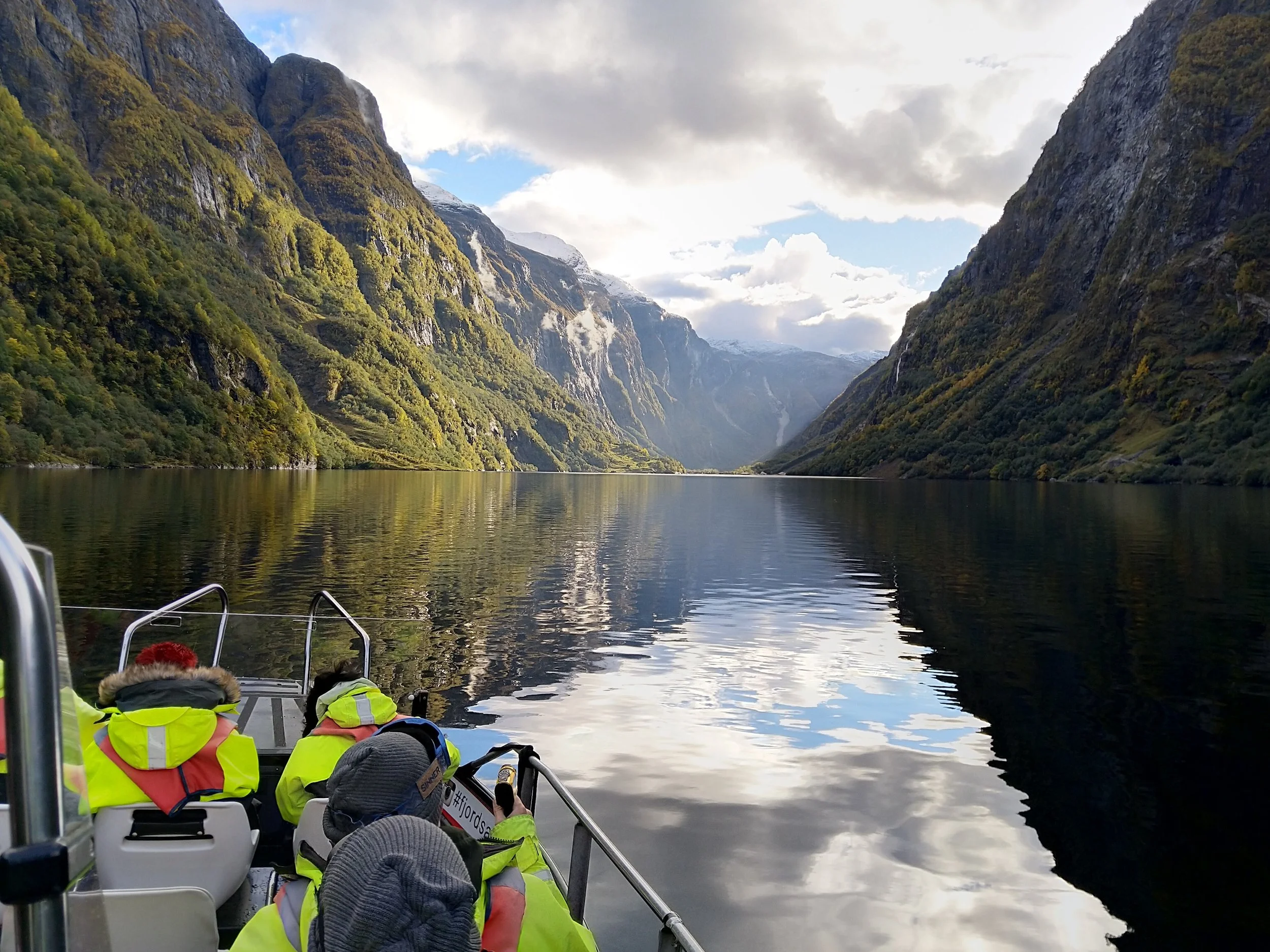 Nærøyfjorden haust 2 Erik Giskeødegaard.jpg