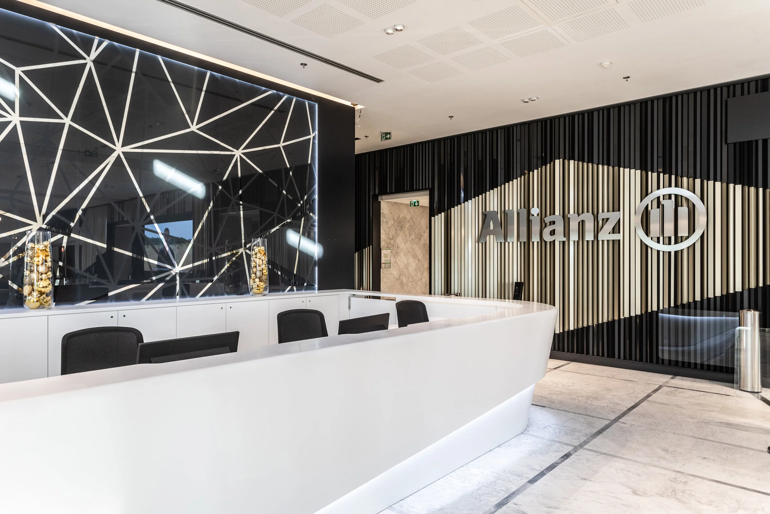Allianz Neptune ACC 01.jpg