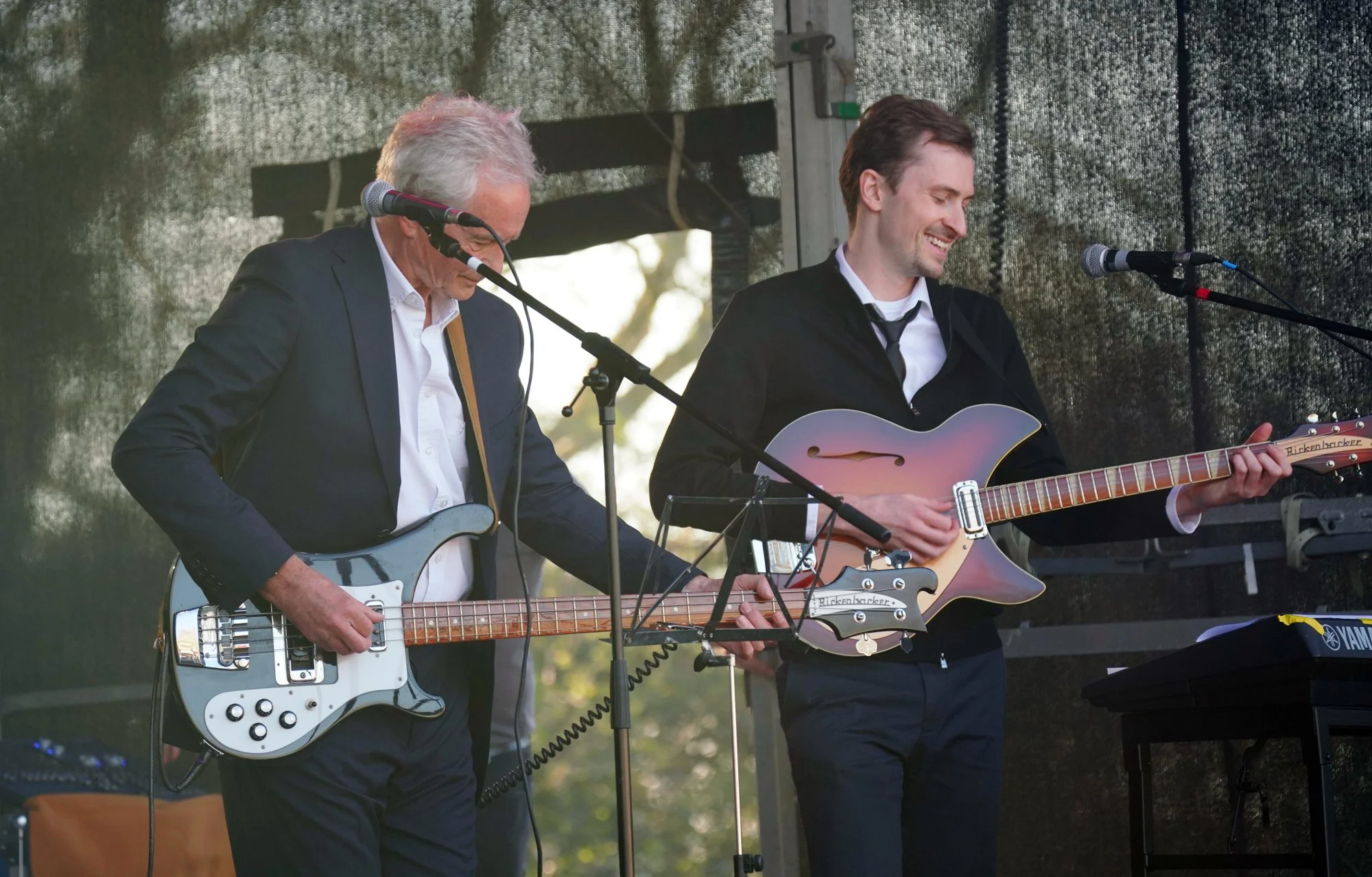 258 lo res RED04732_.jpg