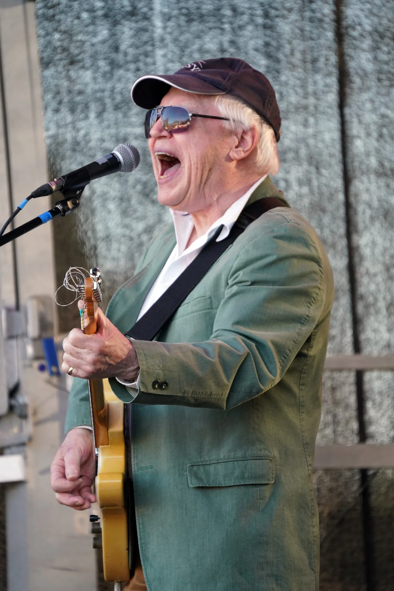 264 lo res RED04769_.jpg