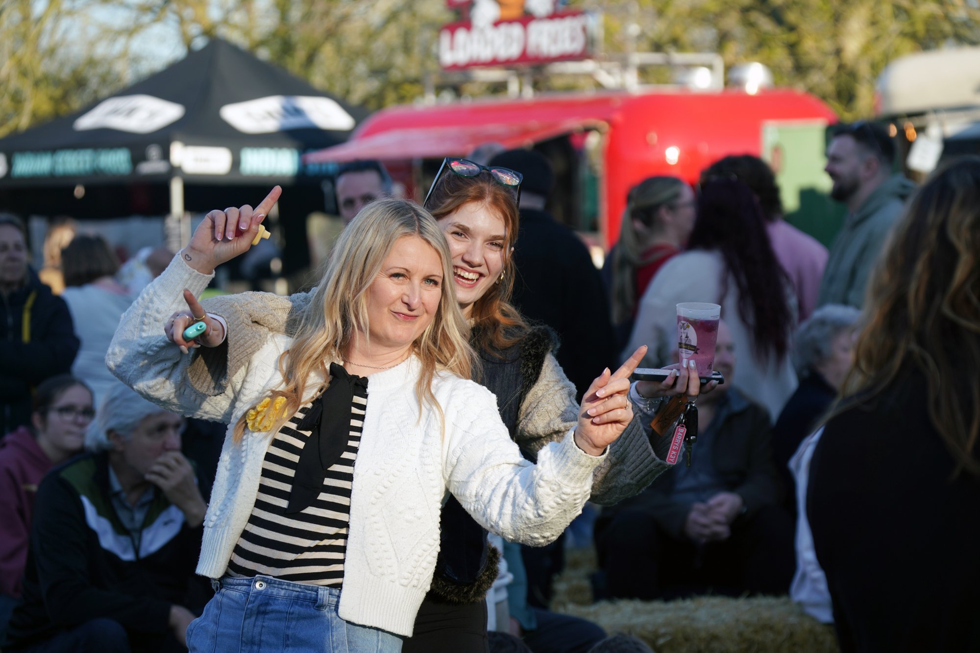 275 lo res RED04831_.jpg