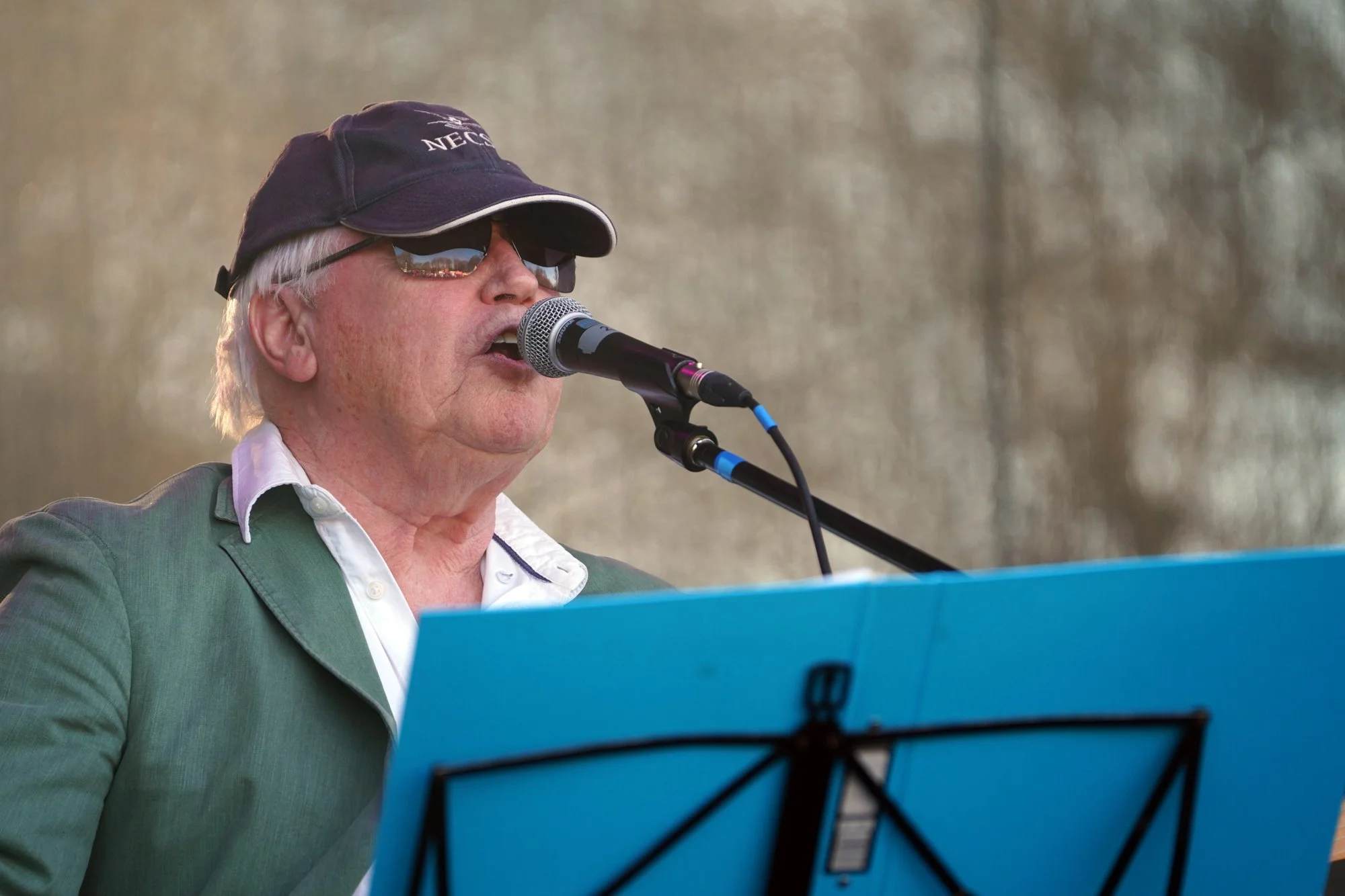 276 lo res RED04860_.jpg