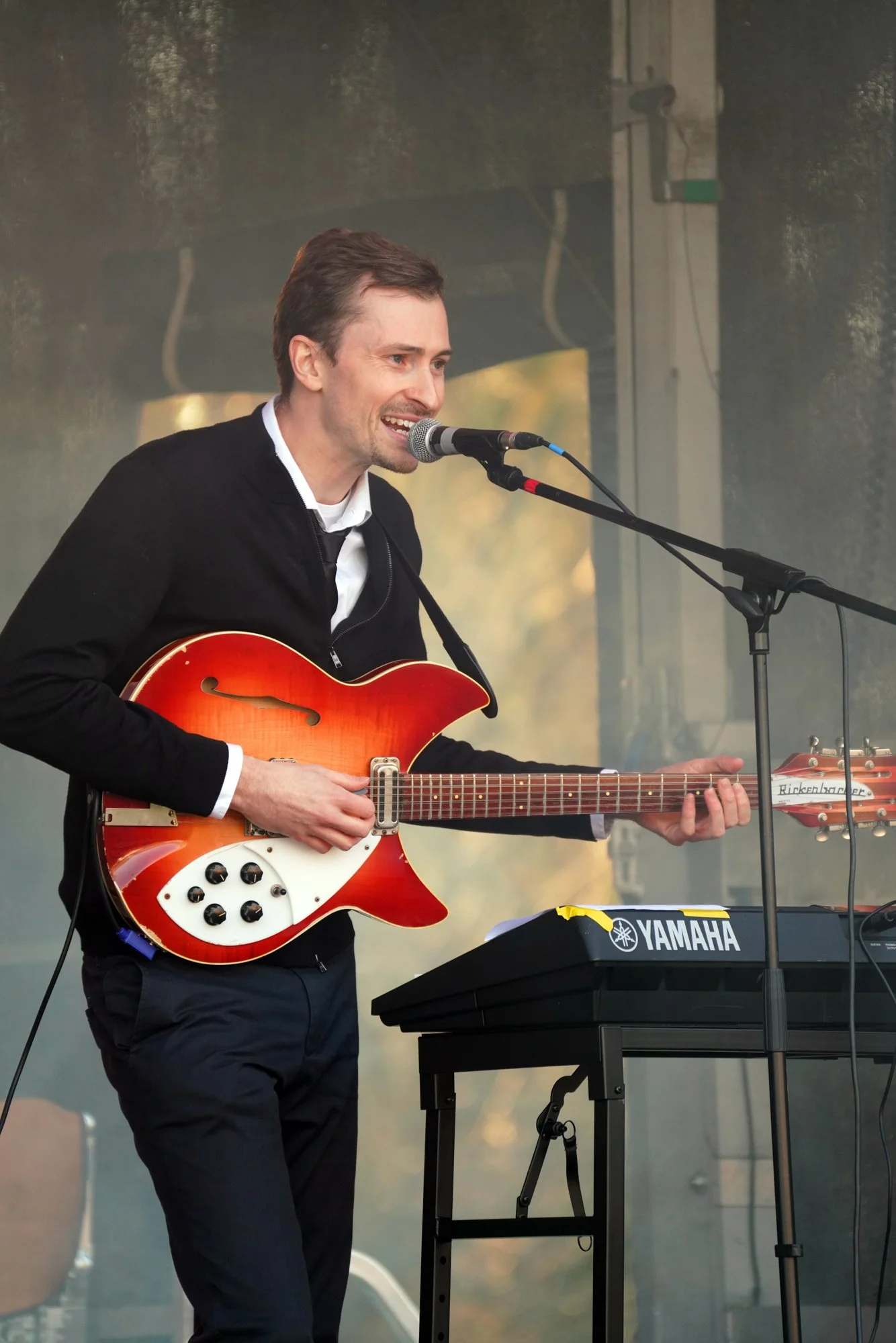 282 lo res RED04909_.jpg