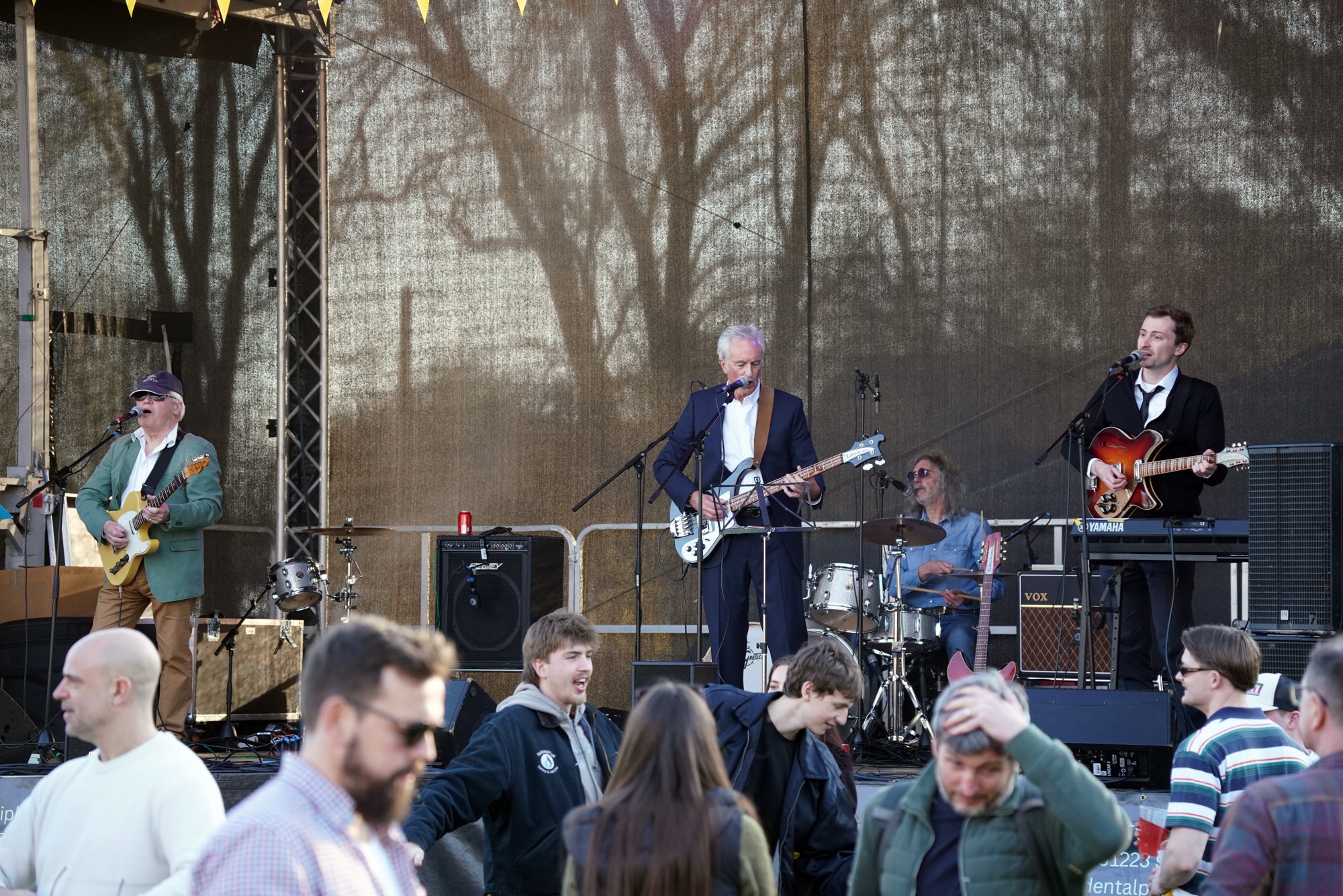 285 lo res RED04926_.jpg