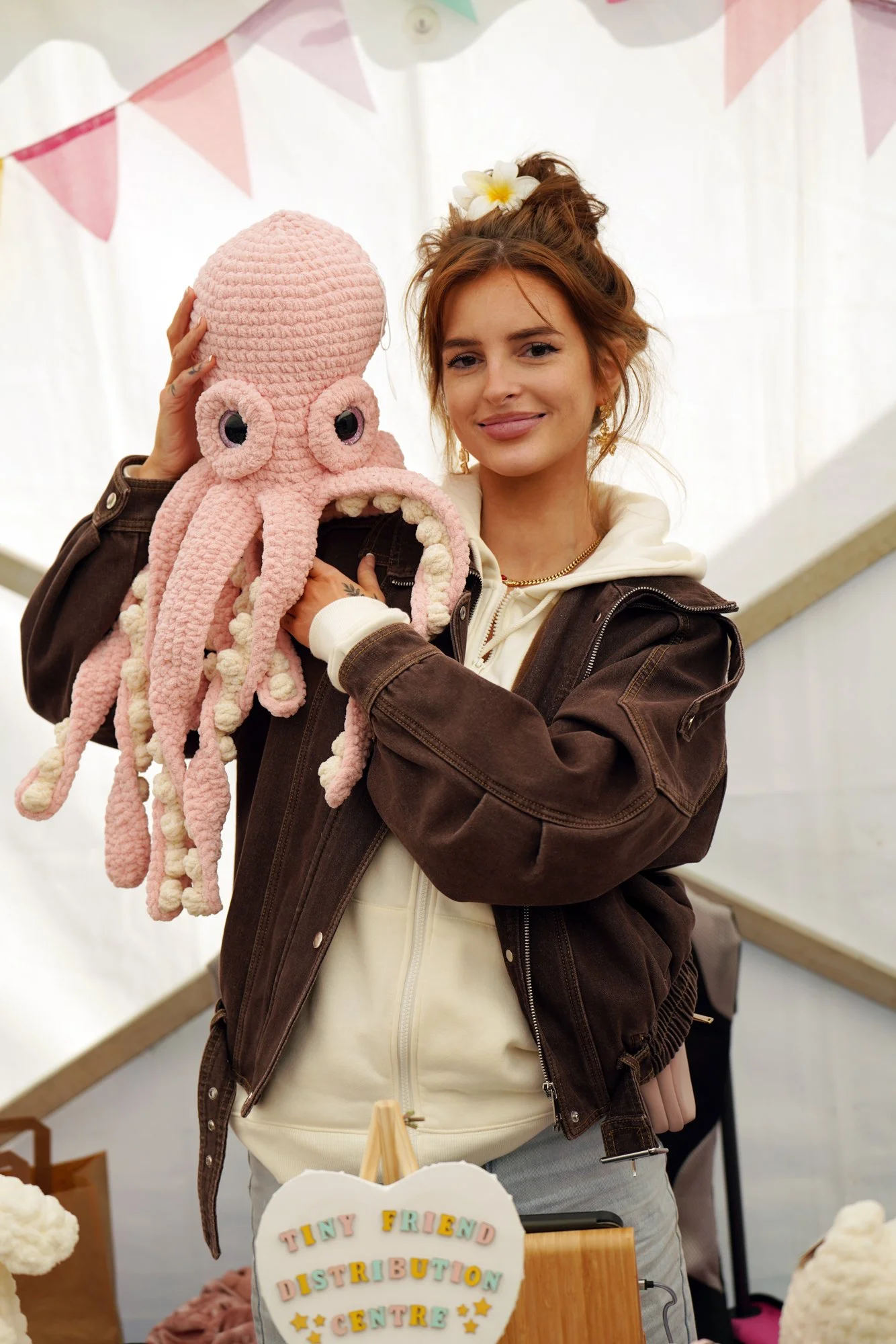 126 lo res RED04049_.jpg