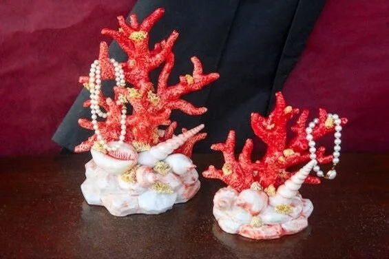 home decor and gift ideas in ceramic with shells