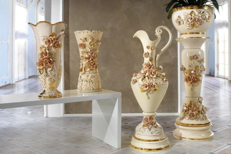 ceramic with handmade roses