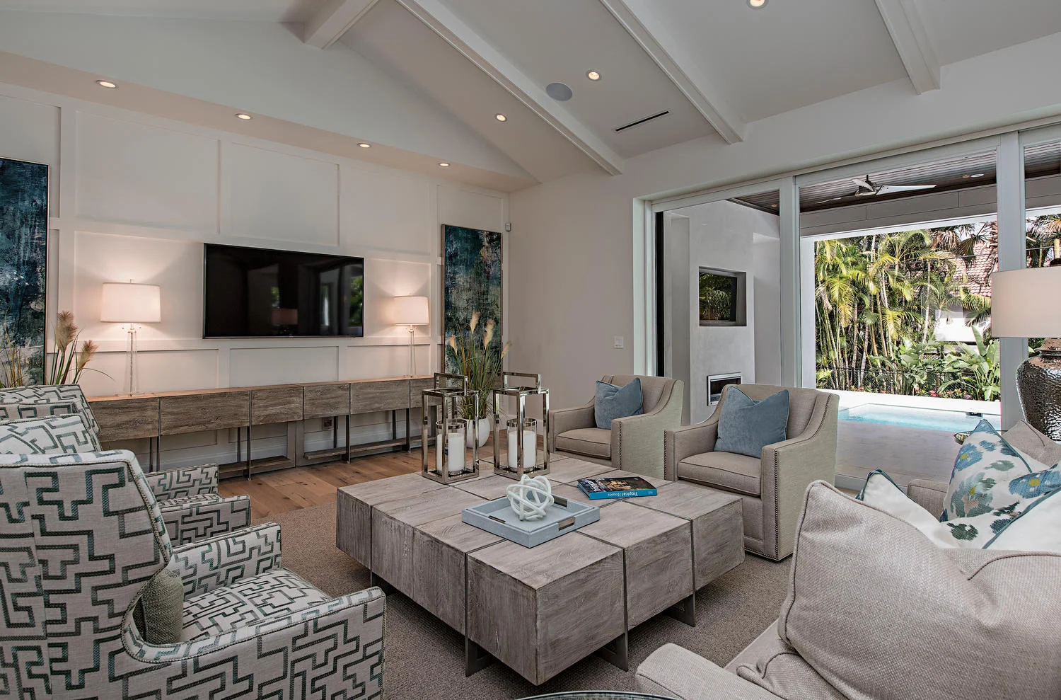 2800 Leeward Lane Naples FL-large-002-30-living 1-1500x989-72dpi.jpg