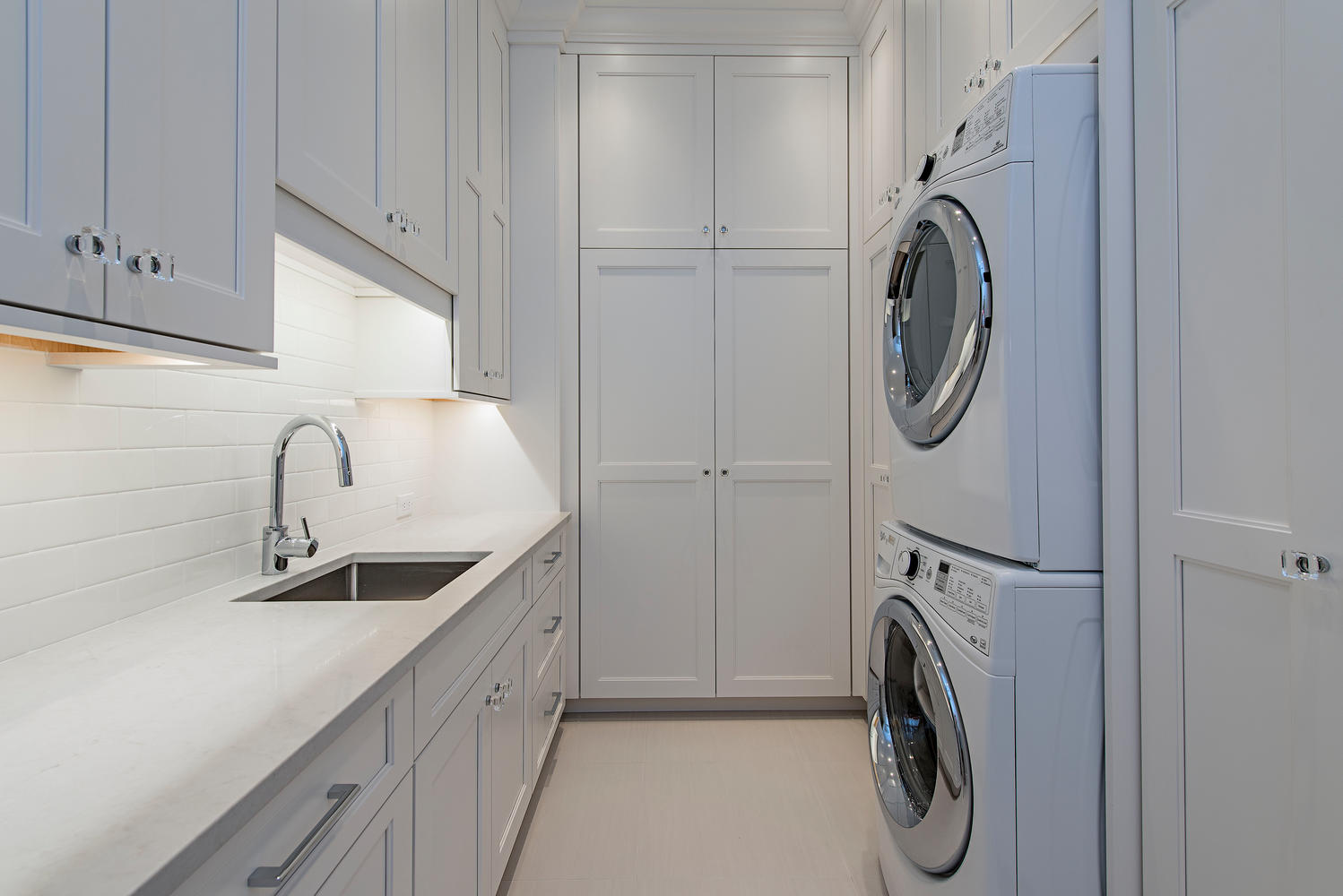 2800 Leeward Lane Naples FL-large-013-22-laundry-1499x1000-72dpi.jpg