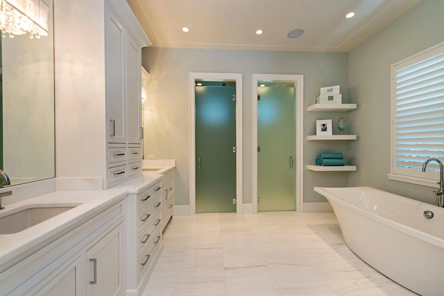 2790 Leeward Lane Naples FL-large-006-6-Master bath-1499x1000-72dpi.jpg