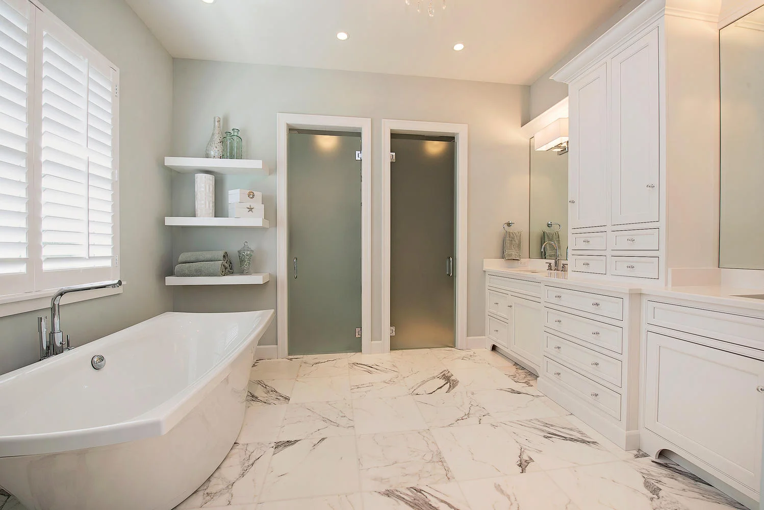 681 Fairway Ter Naples FL-large-009-18-MasterBath-1499x1000-72dpi.jpg