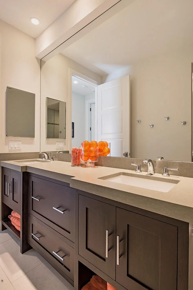 681 Fairway Ter Naples FL-large-010-16-Bath-668x1000-72dpi.jpg