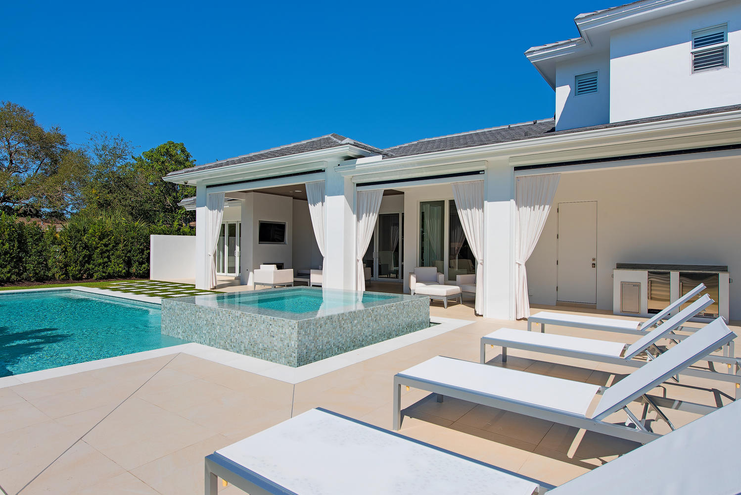 670 Orchid Drive Naples FL-large-003-27-PoolDeckDay-1499x1000-72dpi.jpg