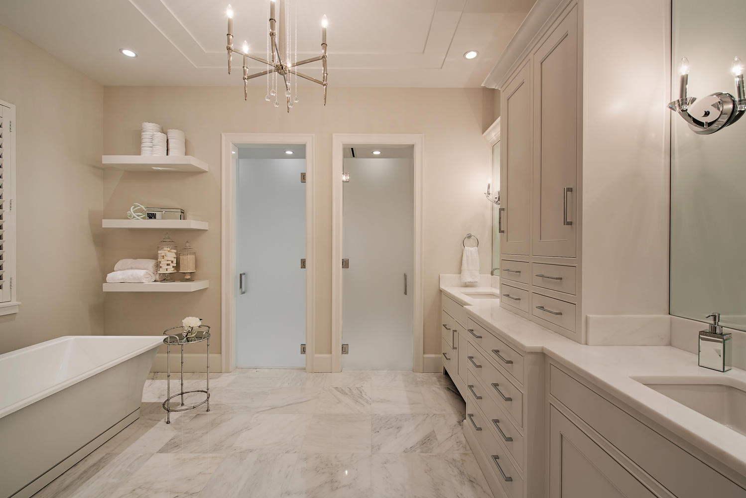 670 Orchid Drive Naples FL-large-034-9-MasterBath-1499x1000-72dpi.jpg